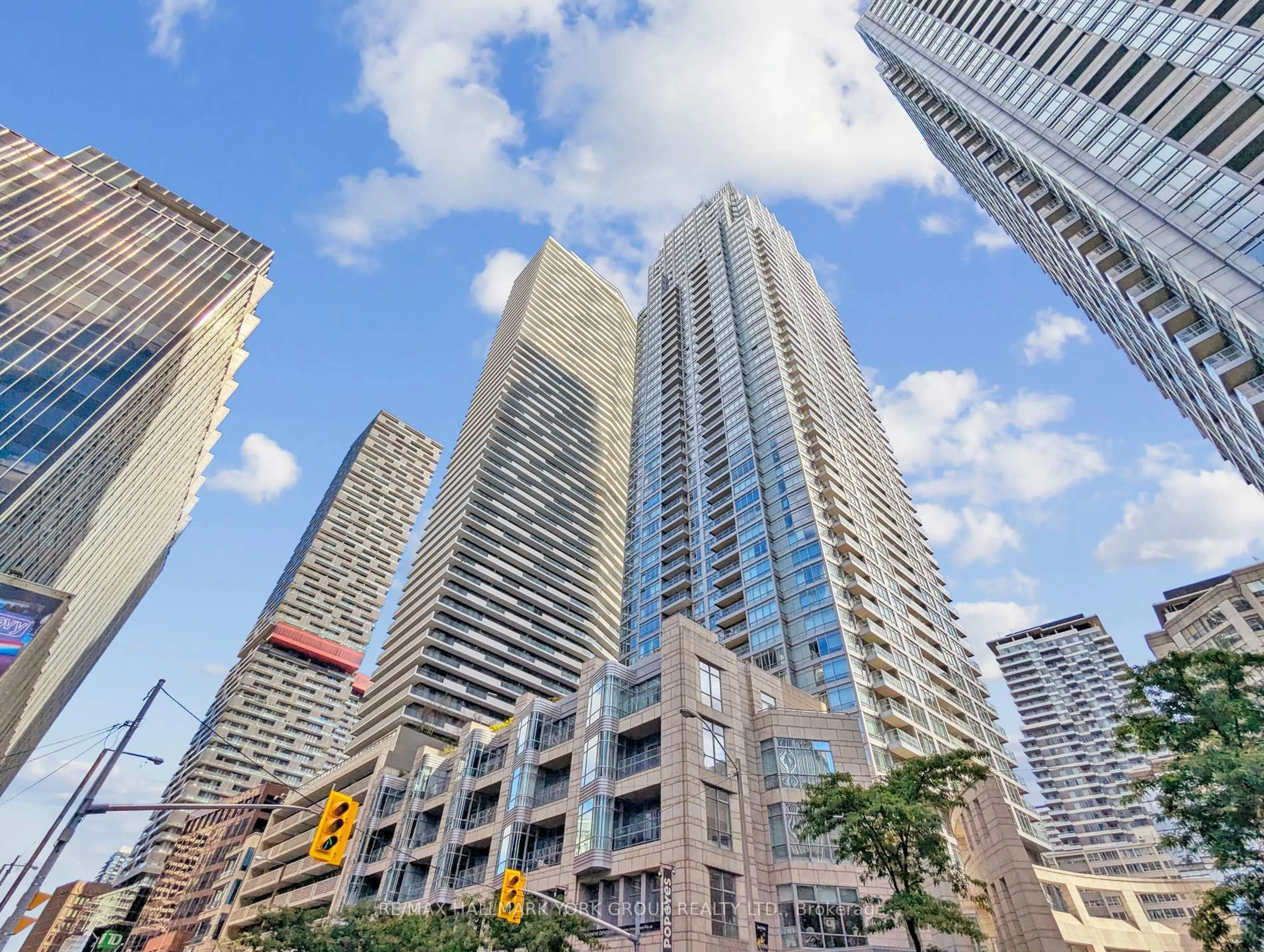 Unknown for 2191 Yonge St #4505, Toronto Ontario M4S 3H8