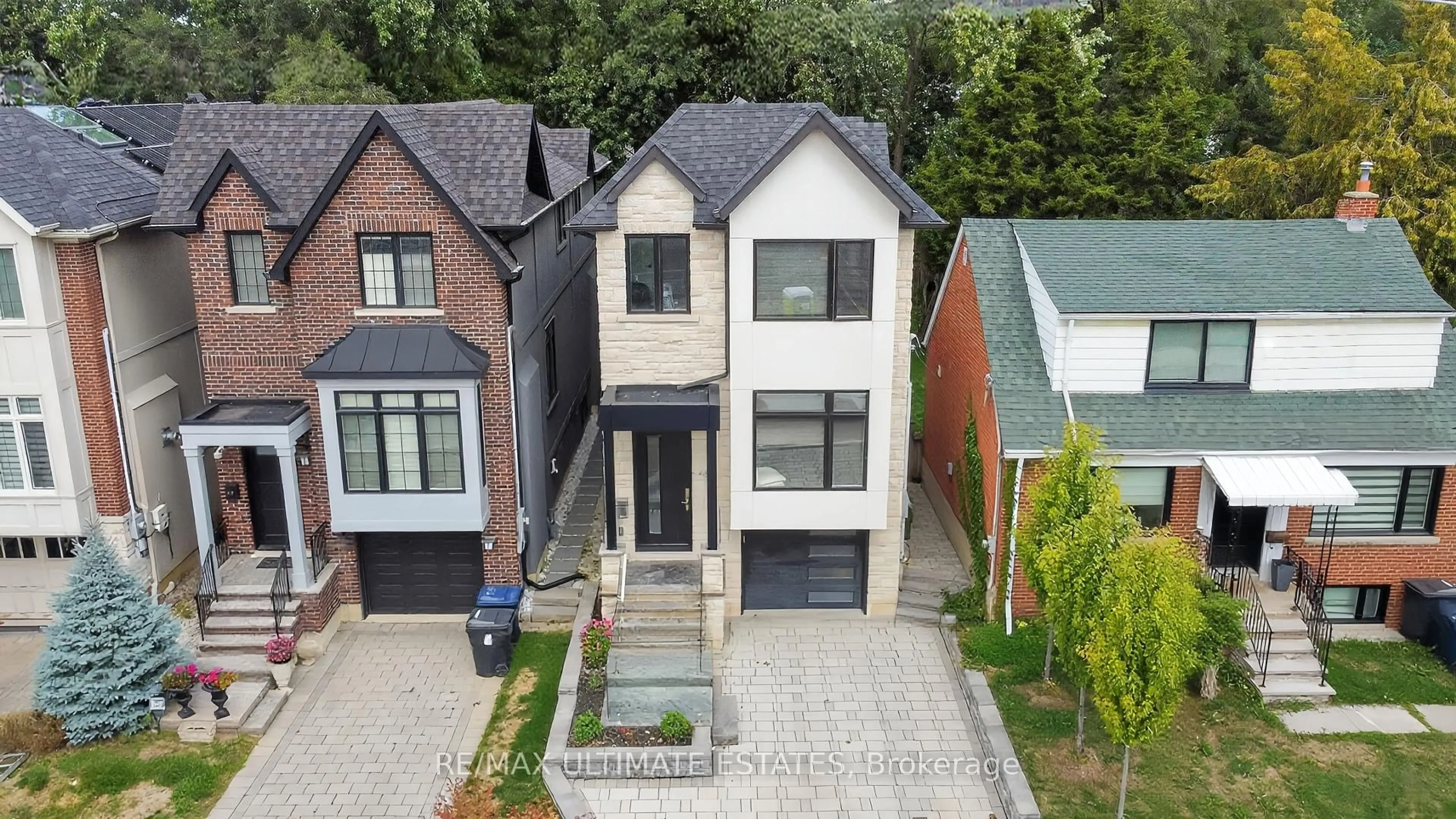 Home with brick exterior material, street for 46 Franklin Ave, Toronto Ontario M2N 1B6