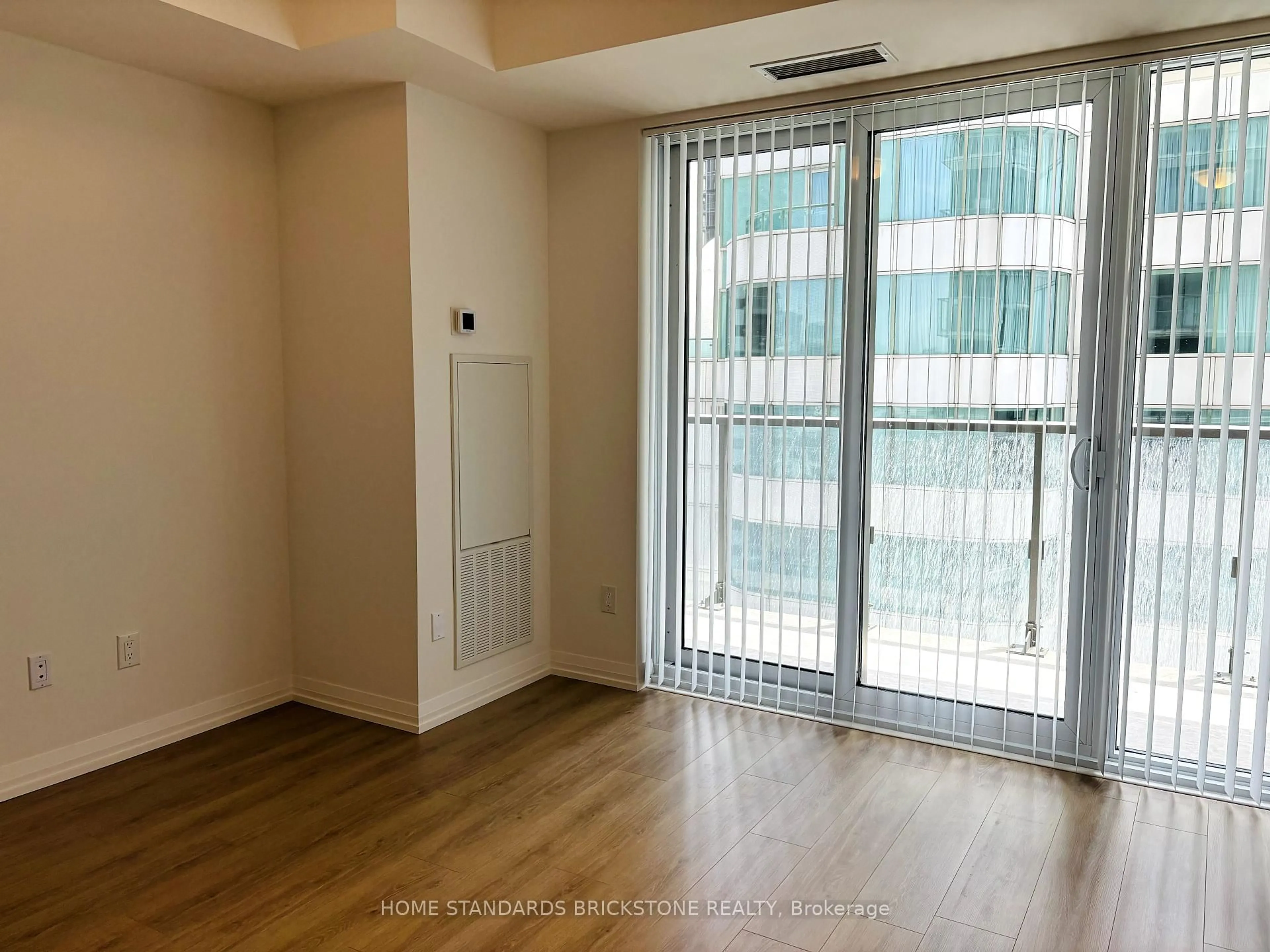 Unknown for 8 WIDMER St #2211, Toronto Ontario M5V 2E7