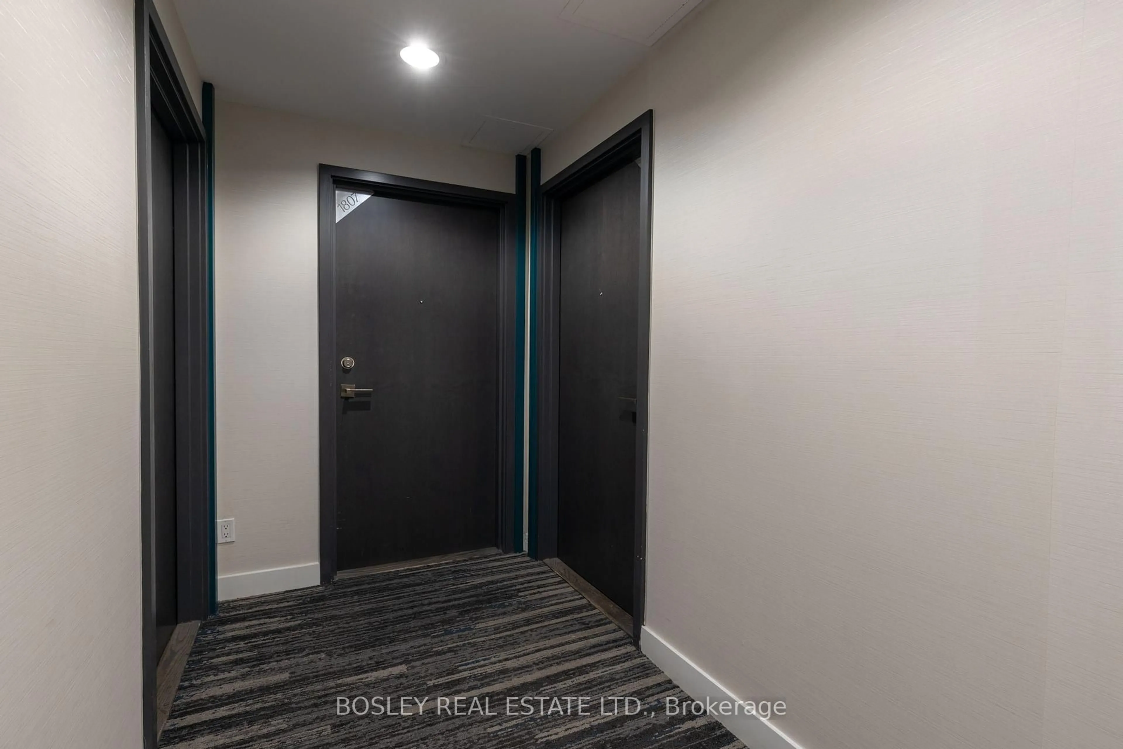 Indoor entryway for 20 Minowan Miikan Lane #1808, Toronto Ontario M6J 0E5