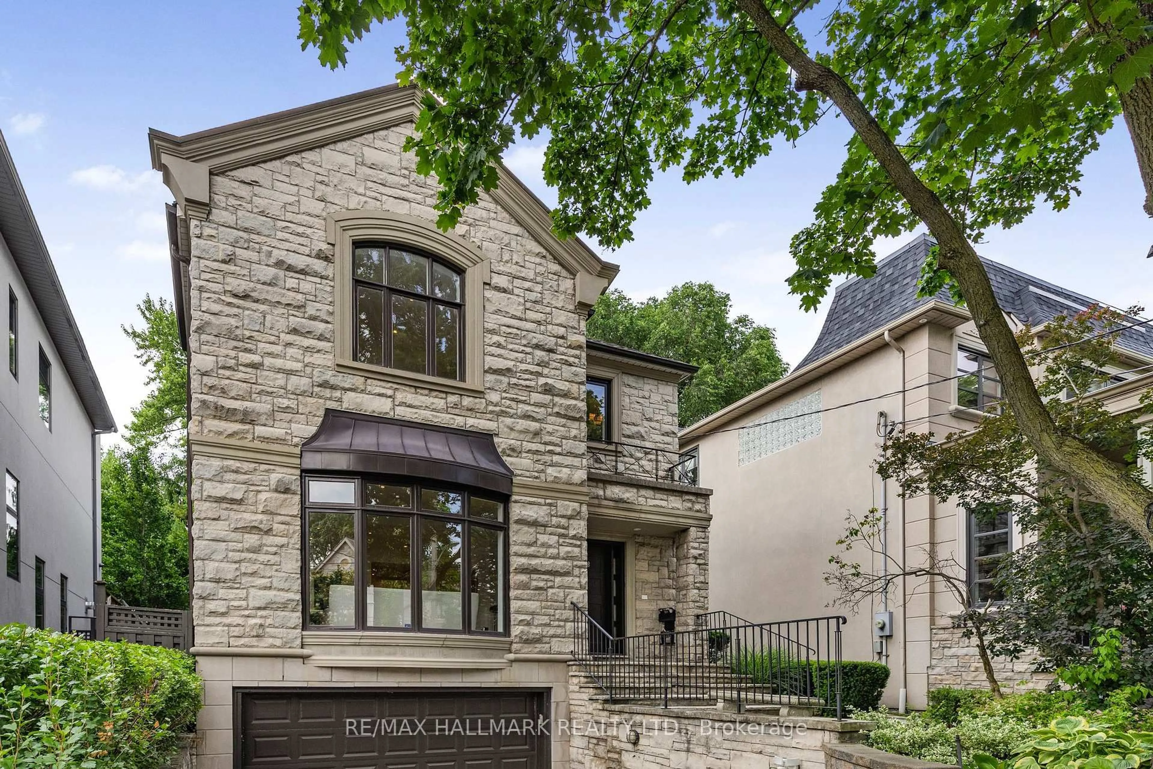 Home with brick exterior material, street for 488 Brookdale Ave, Toronto Ontario M5M 1R7