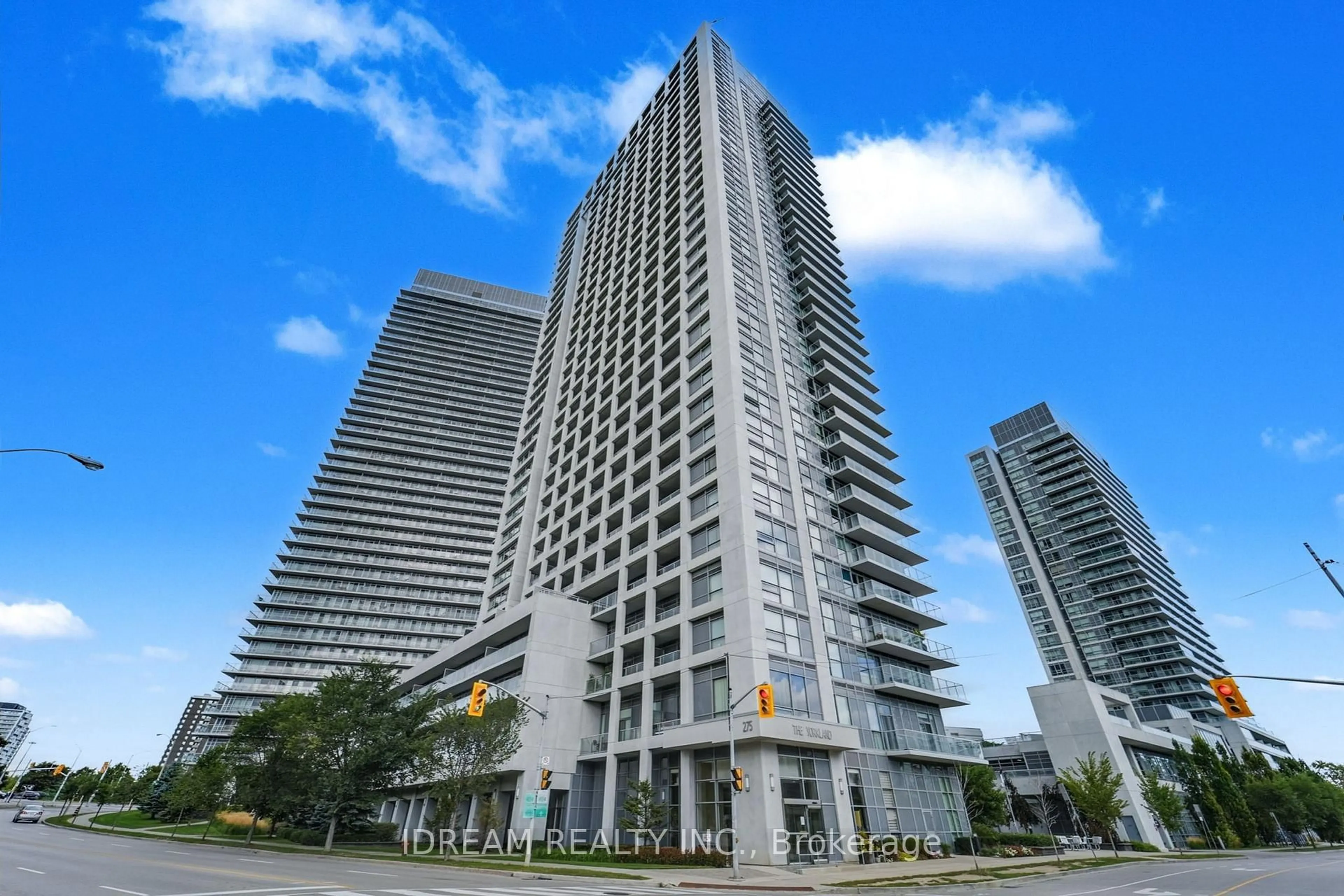 Indoor foyer for 275 Yorkland Rd #2505, Toronto Ontario M2J 0B4