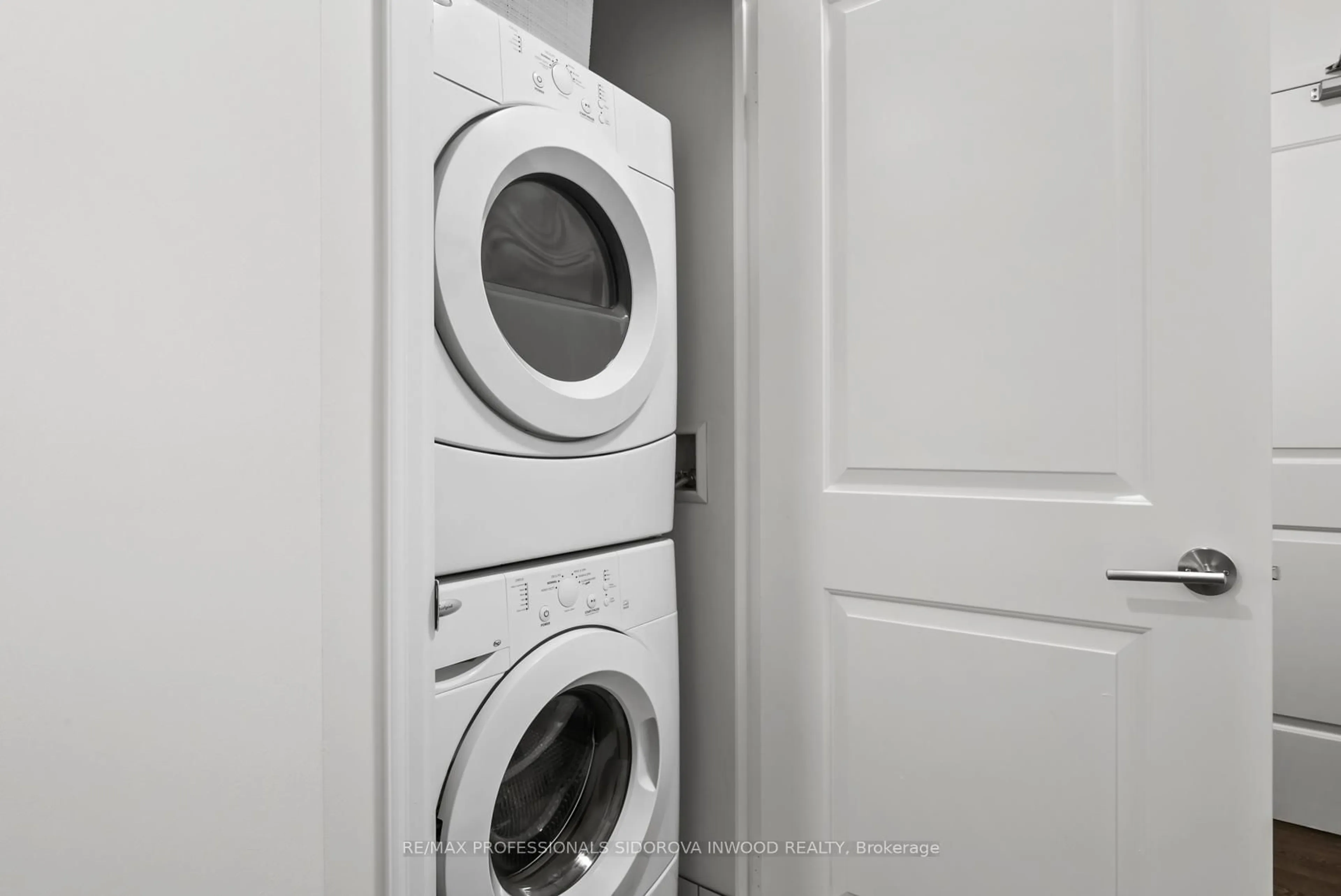 Laundry room for 85 East Liberty St #1606, Toronto Ontario M6K 3R4