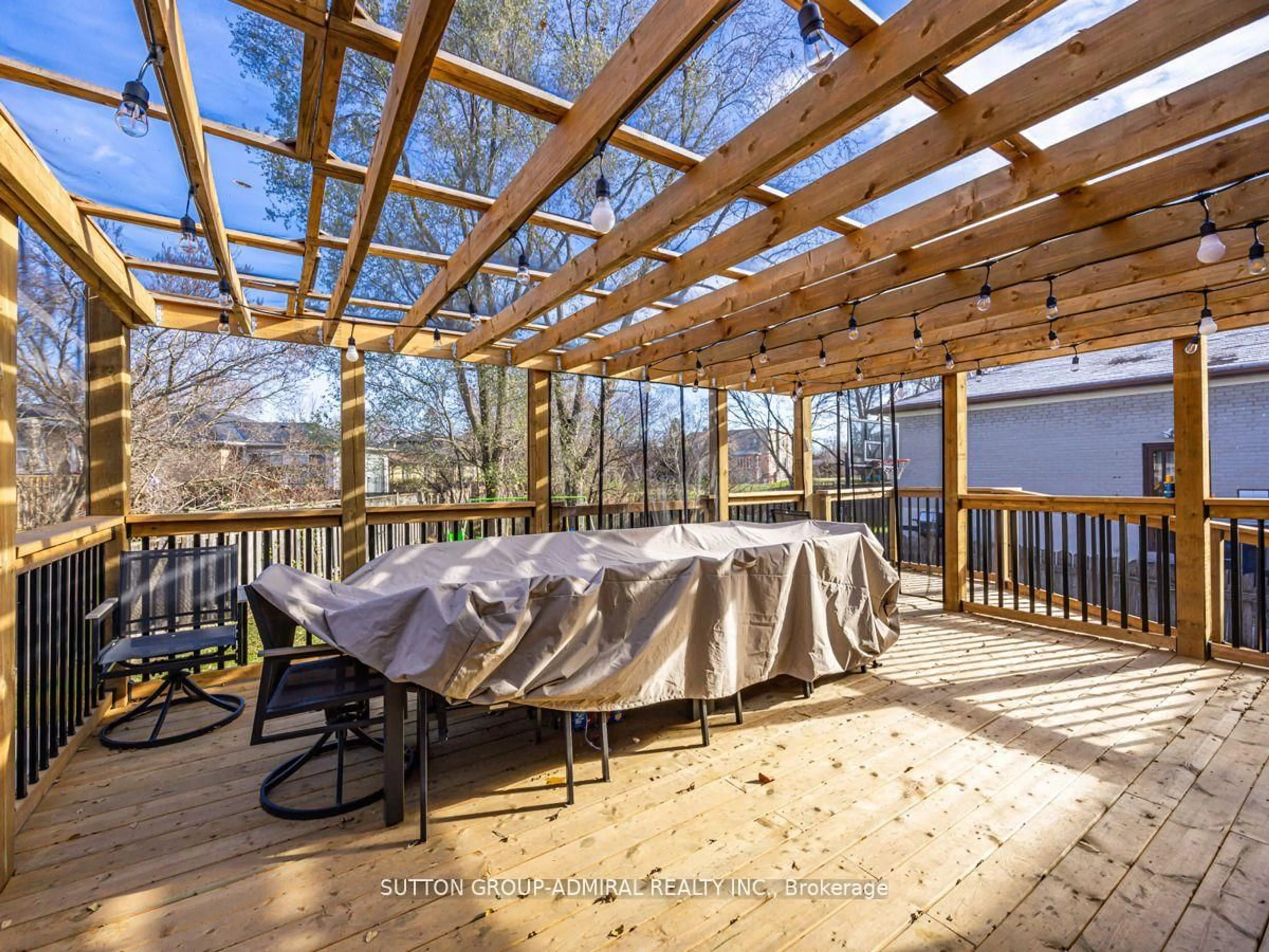 Patio, unknown for 17 Dorchester Dr, Toronto Ontario M3H 3J2