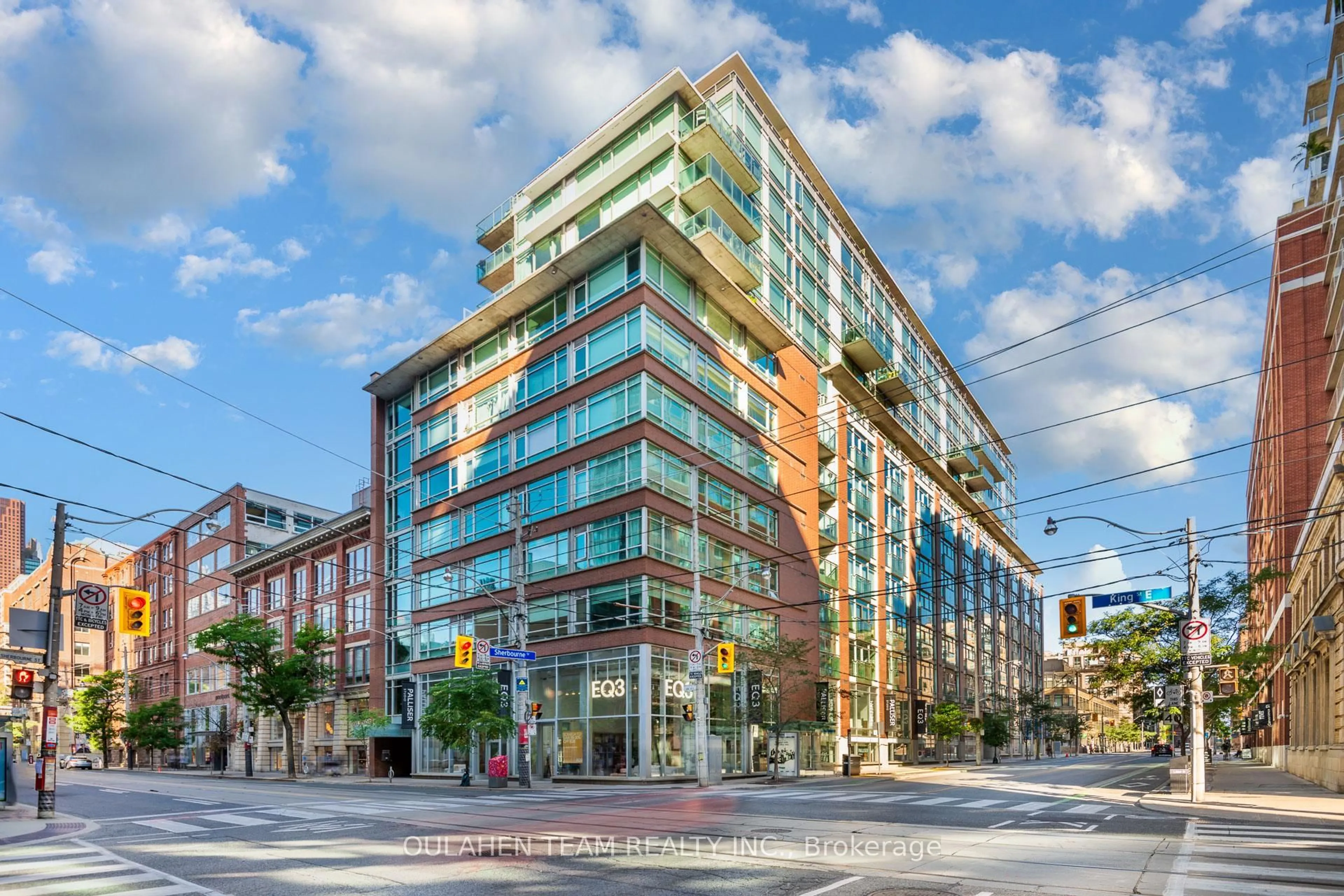 Unknown for 333 Adelaide St #311, Toronto Ontario M5A 4T4