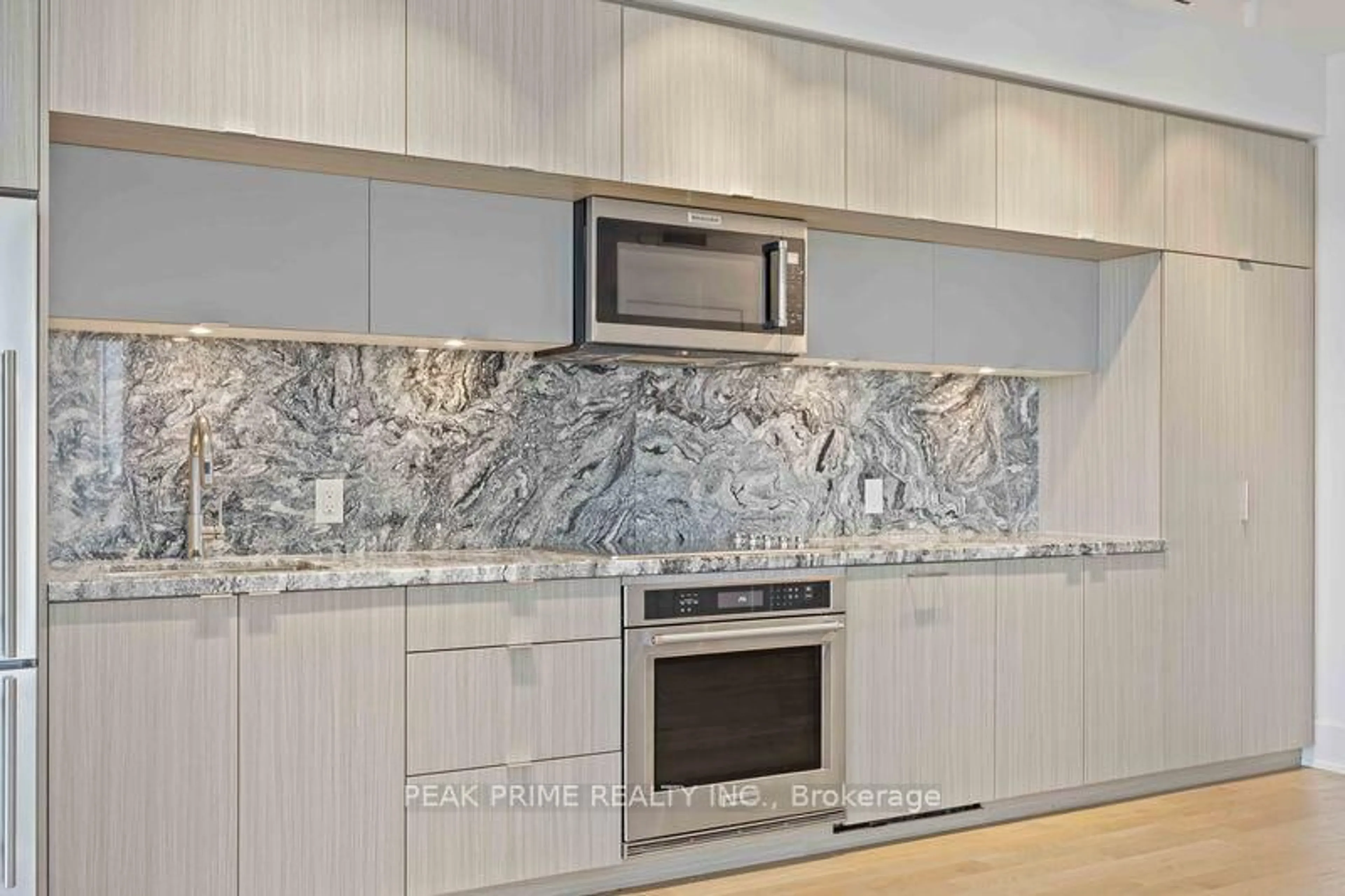 Contemporary kitchen, ceramic/tile floor for 585 Bloor St #4218, Toronto Ontario M4W 0B3