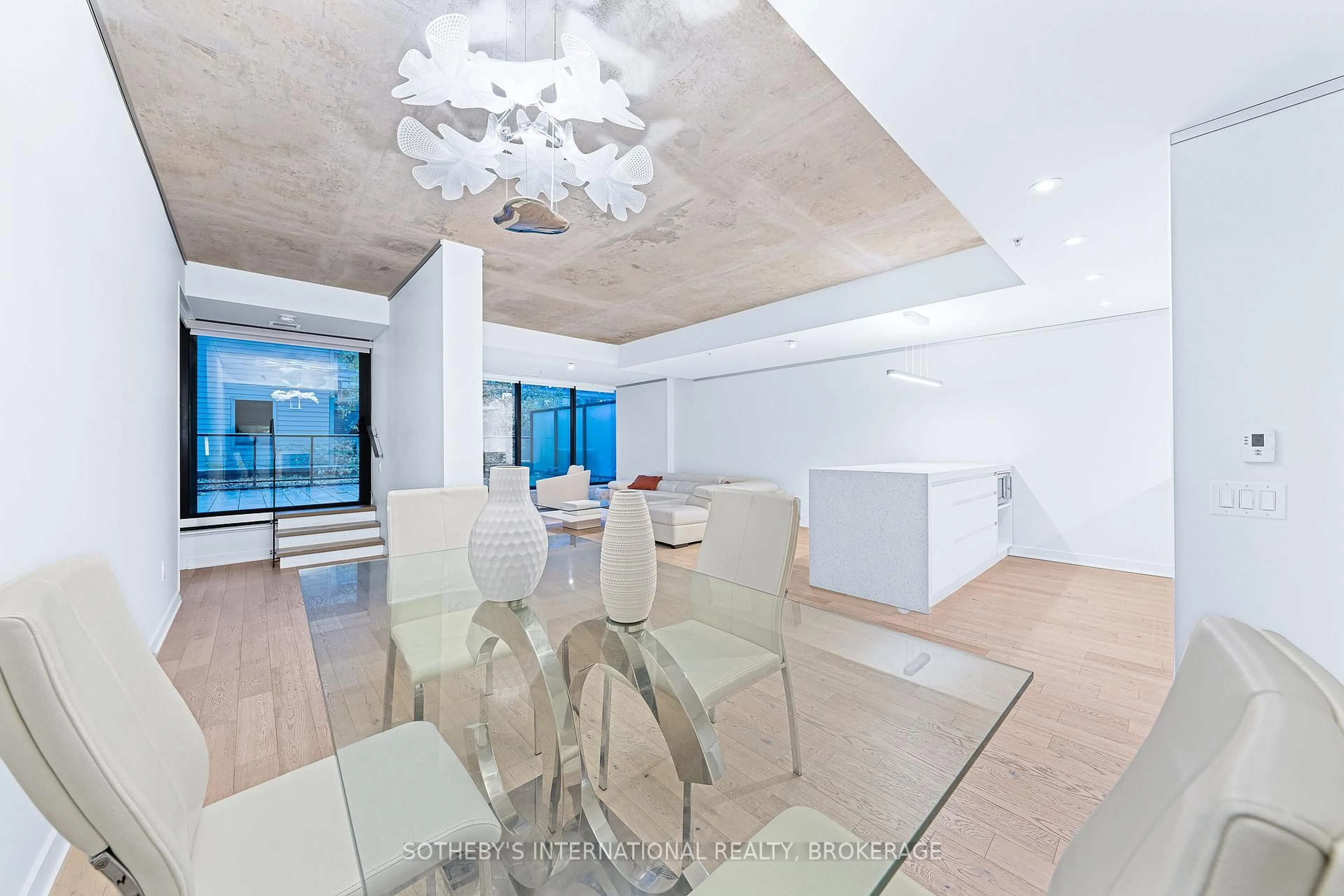 Dining room, unknown for 629 King St #212, Toronto Ontario M5V 0G9