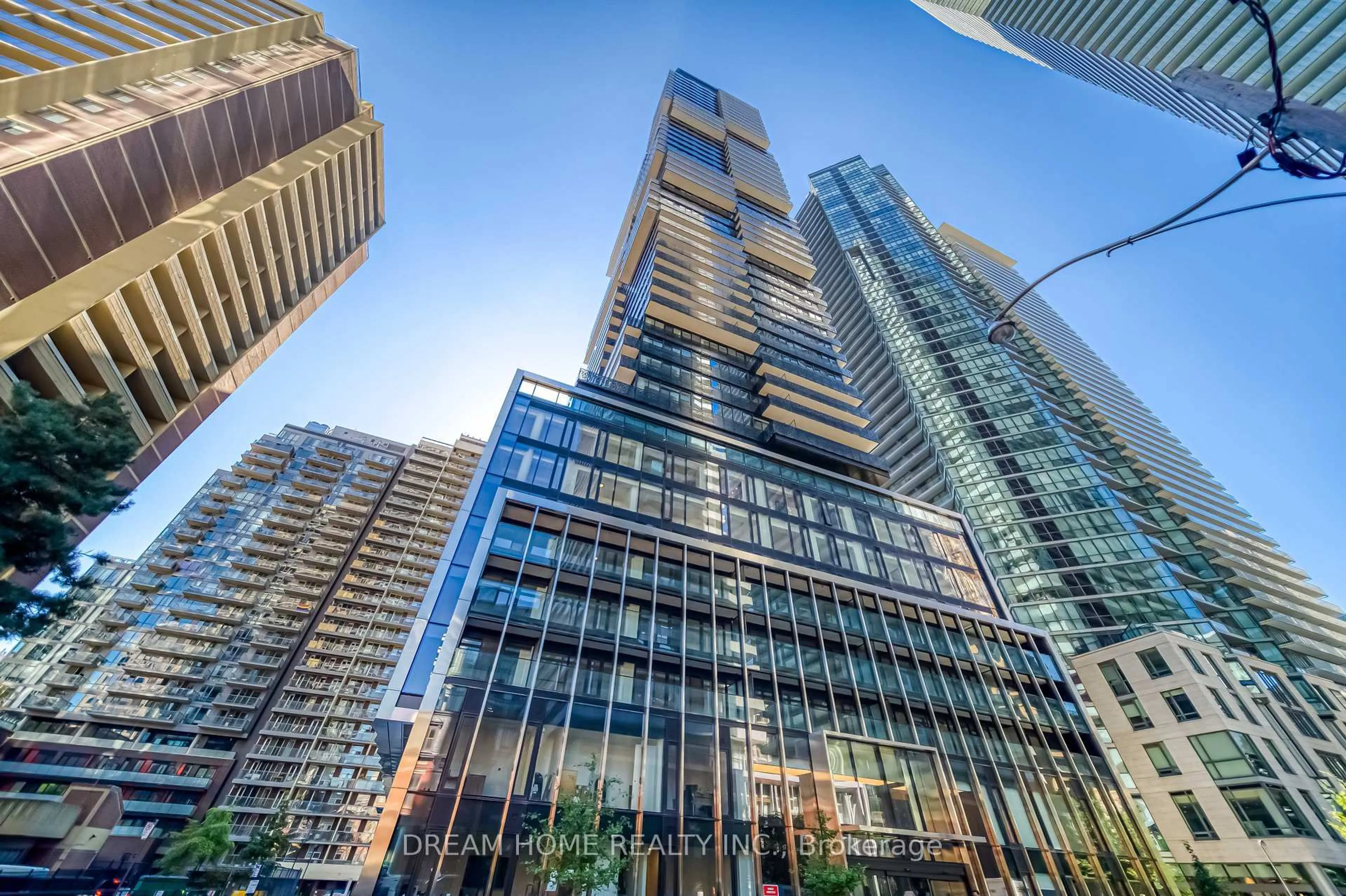 Unknown for 55 Charles St #1413, Toronto Ontario M4Y 0J1
