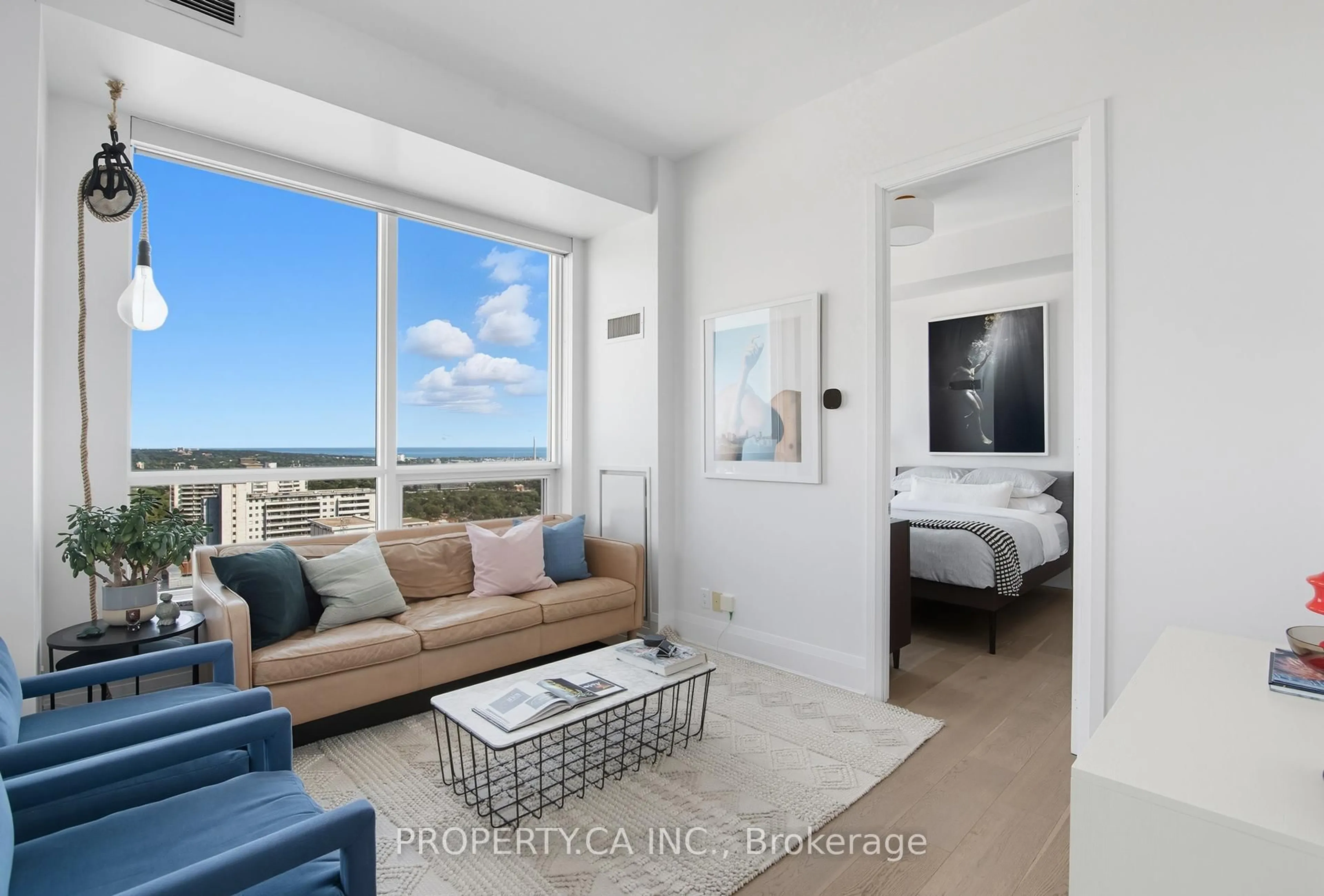 A pic of a room for 500 Sherbourne St #3202, Toronto Ontario M4X 1L1