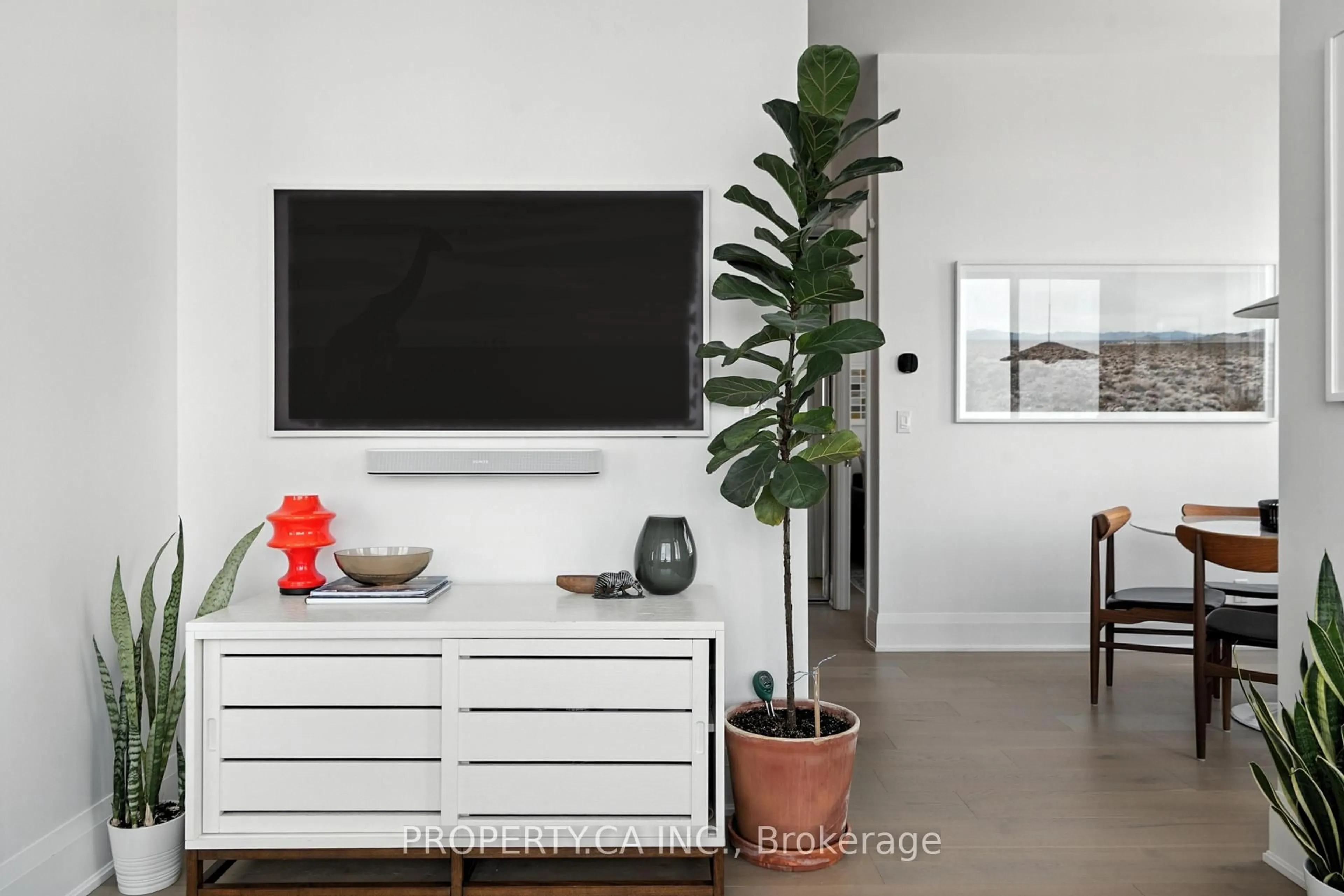 Living room with furniture, wood/laminate floor for 500 Sherbourne St #3202, Toronto Ontario M4X 1L1