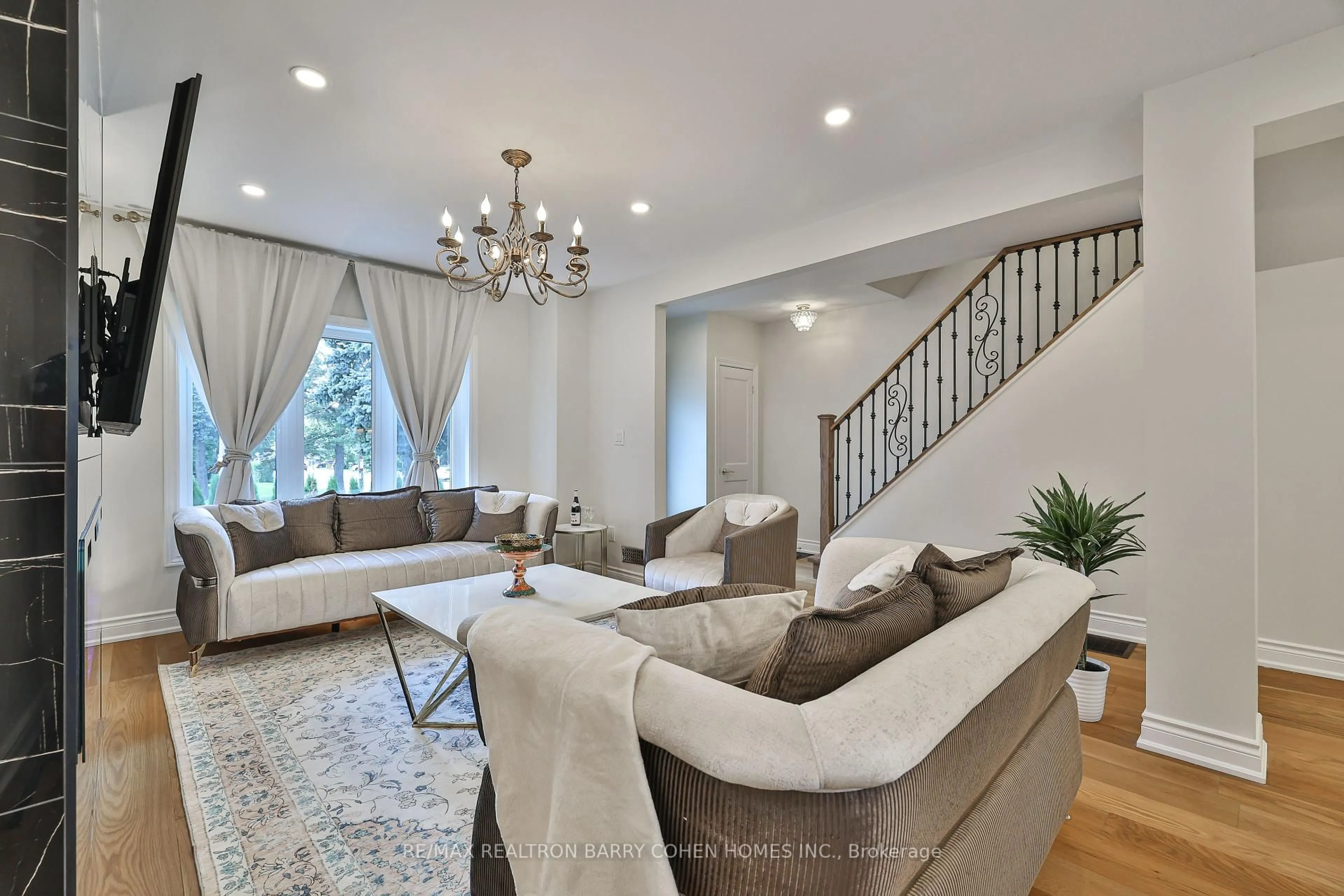 Living room with furniture, unknown for 1 Wanless Cres, Toronto Ontario M4N 3B6