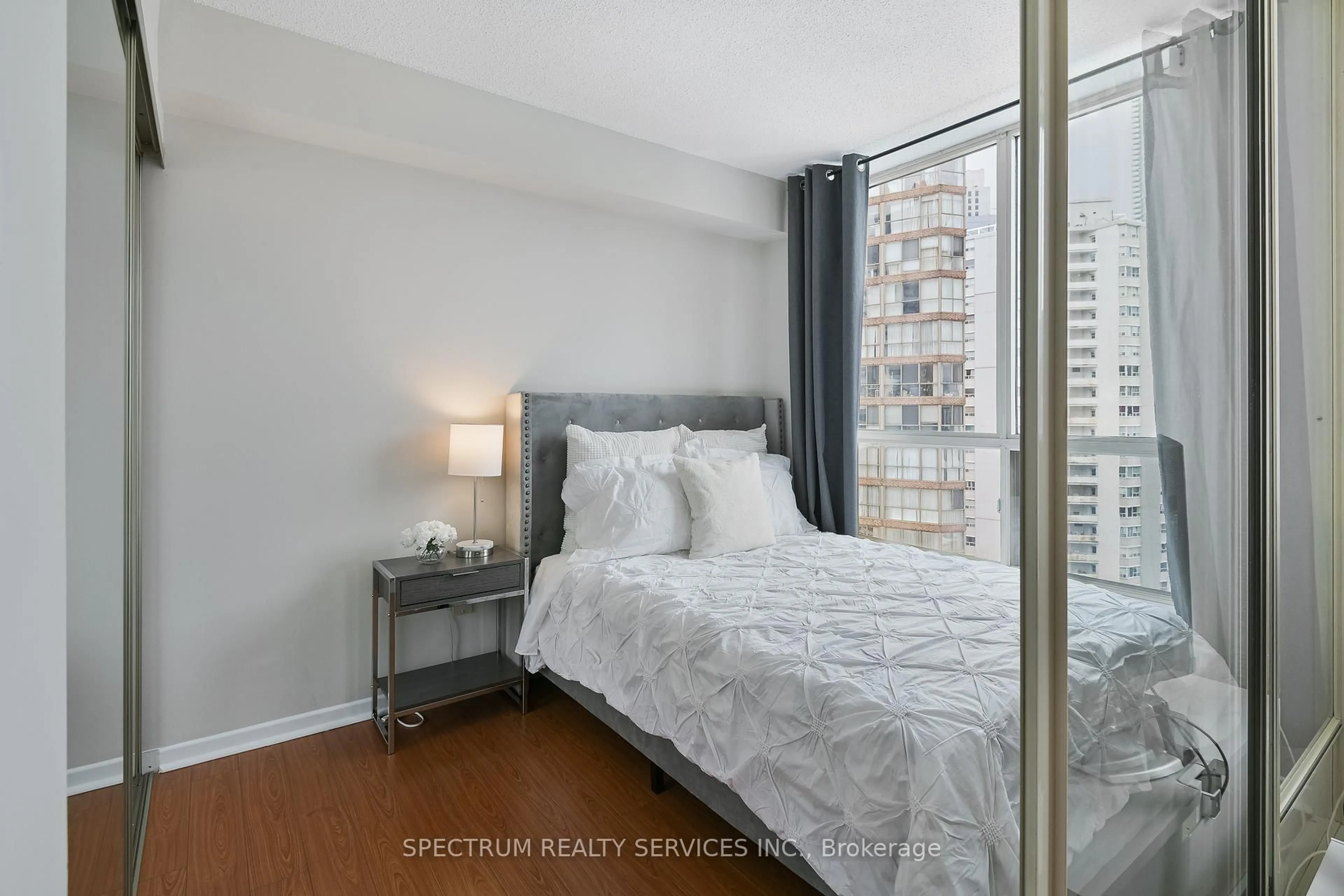 Bedroom with bed, unknown for 44 St Joseph St #1605, Toronto Ontario M4Y 2W4