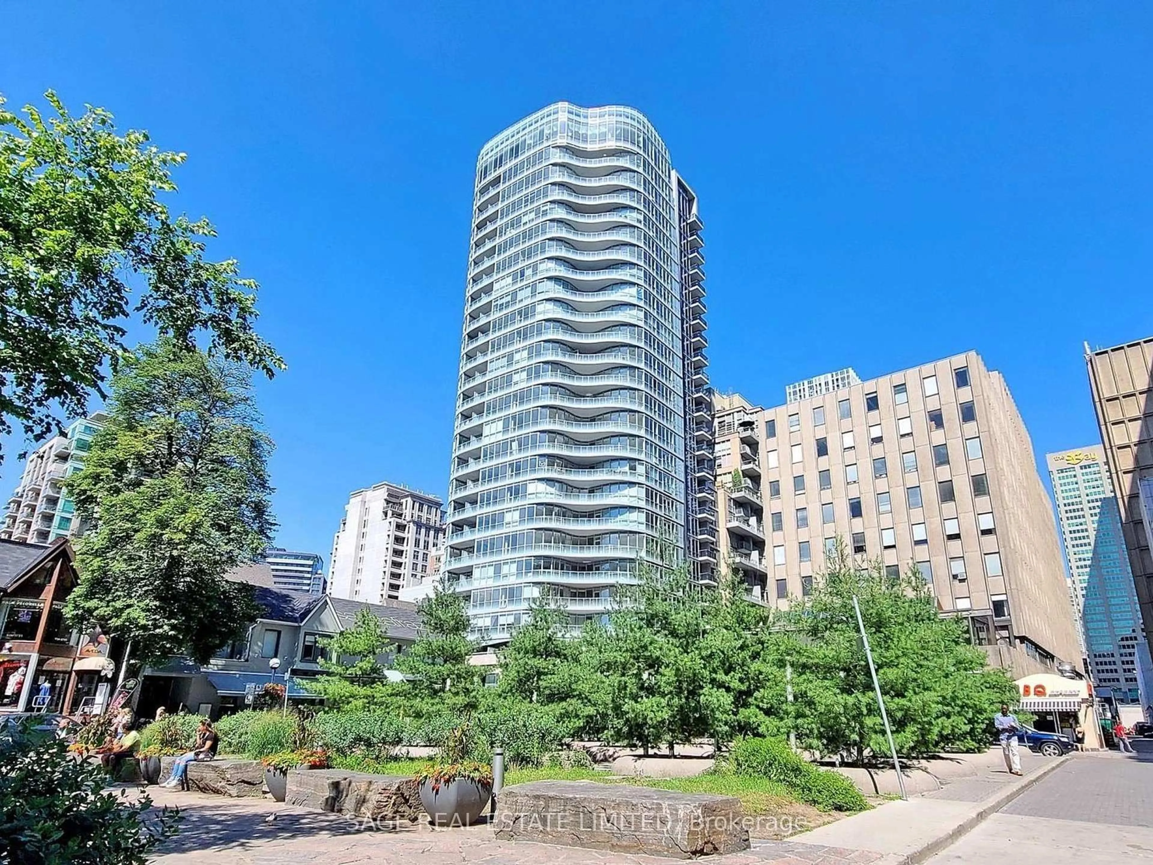 Unknown for 88 Cumberland St #2102, Toronto Ontario M5R 1A3