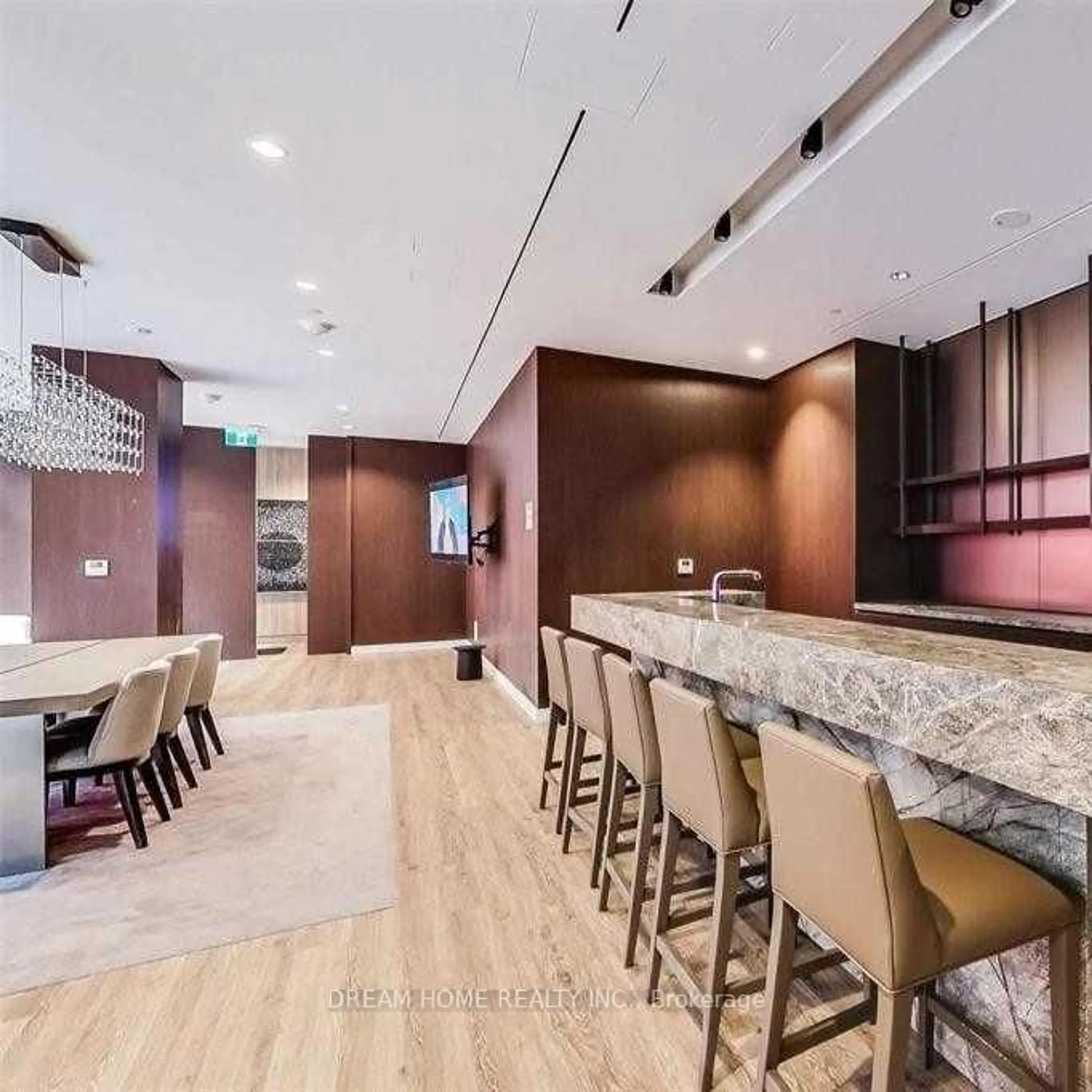 Open concept kitchen, unknown for 27 Bathurst St #617, Toronto Ontario M5V 0R1