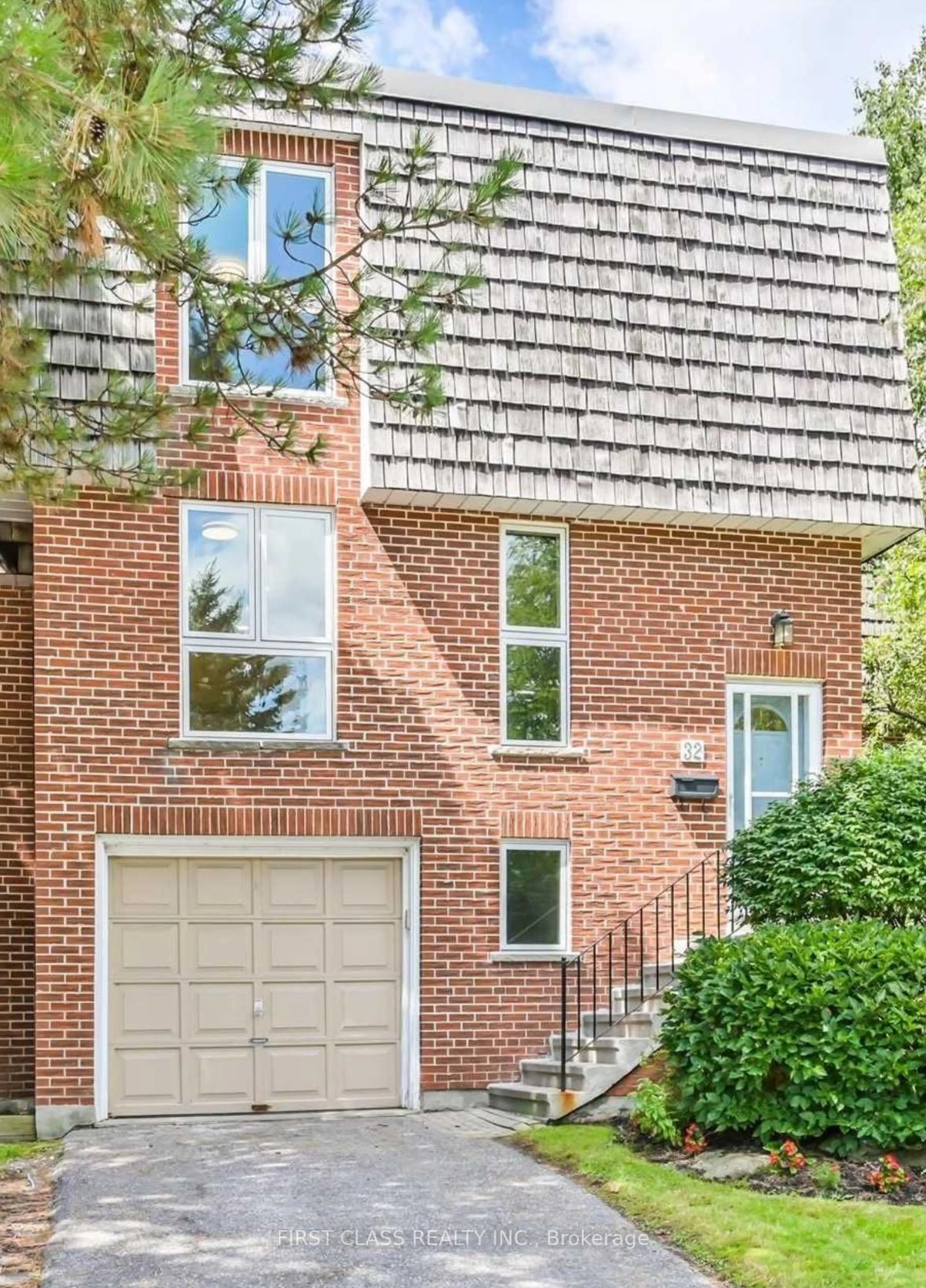 Home with brick exterior material, street for 32 Scenic Mill Way, Toronto Ontario M2L 1S5