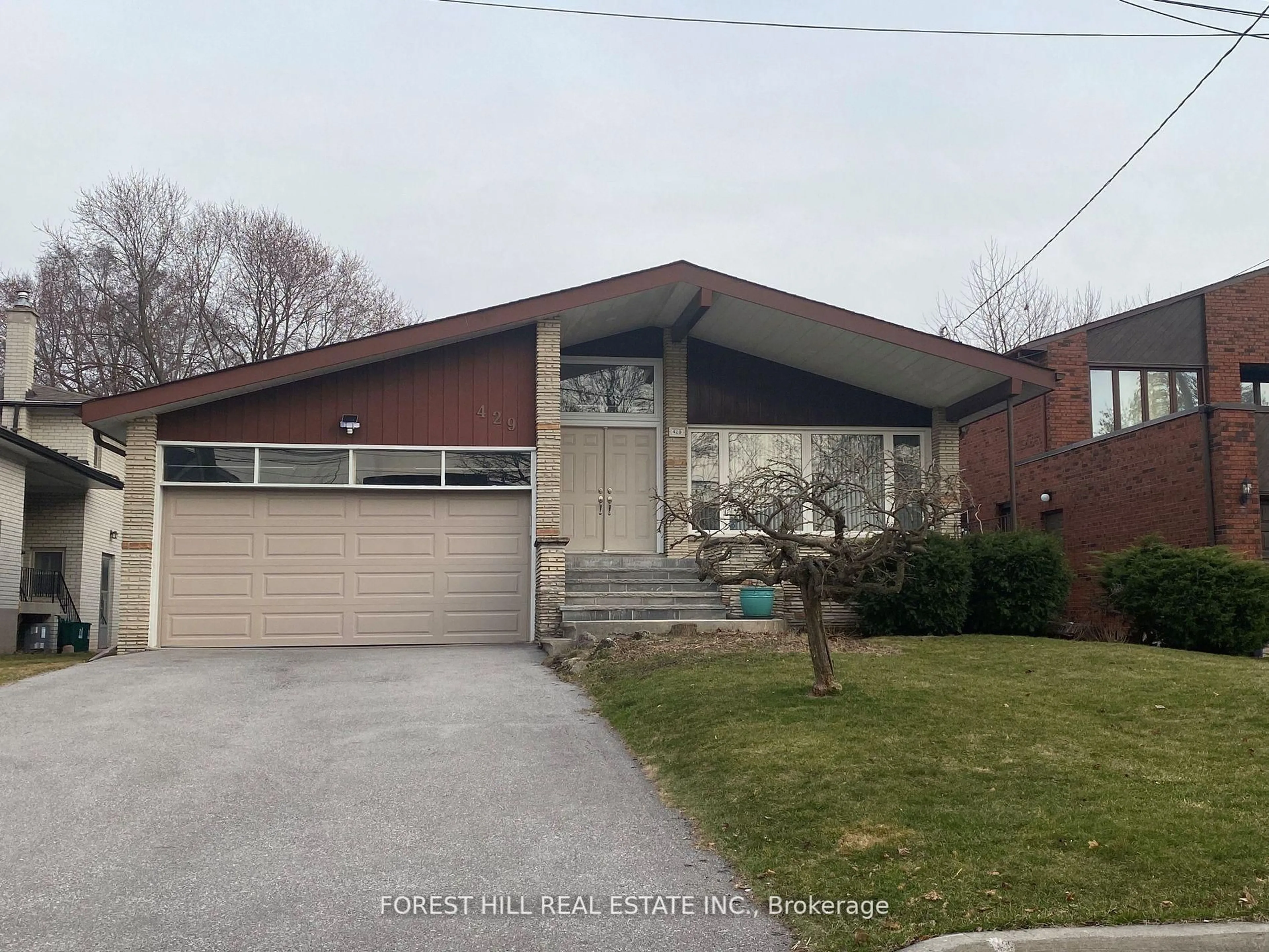 Home with brick exterior material, street for 429 Connaught Ave, Toronto Ontario M2R 2M4