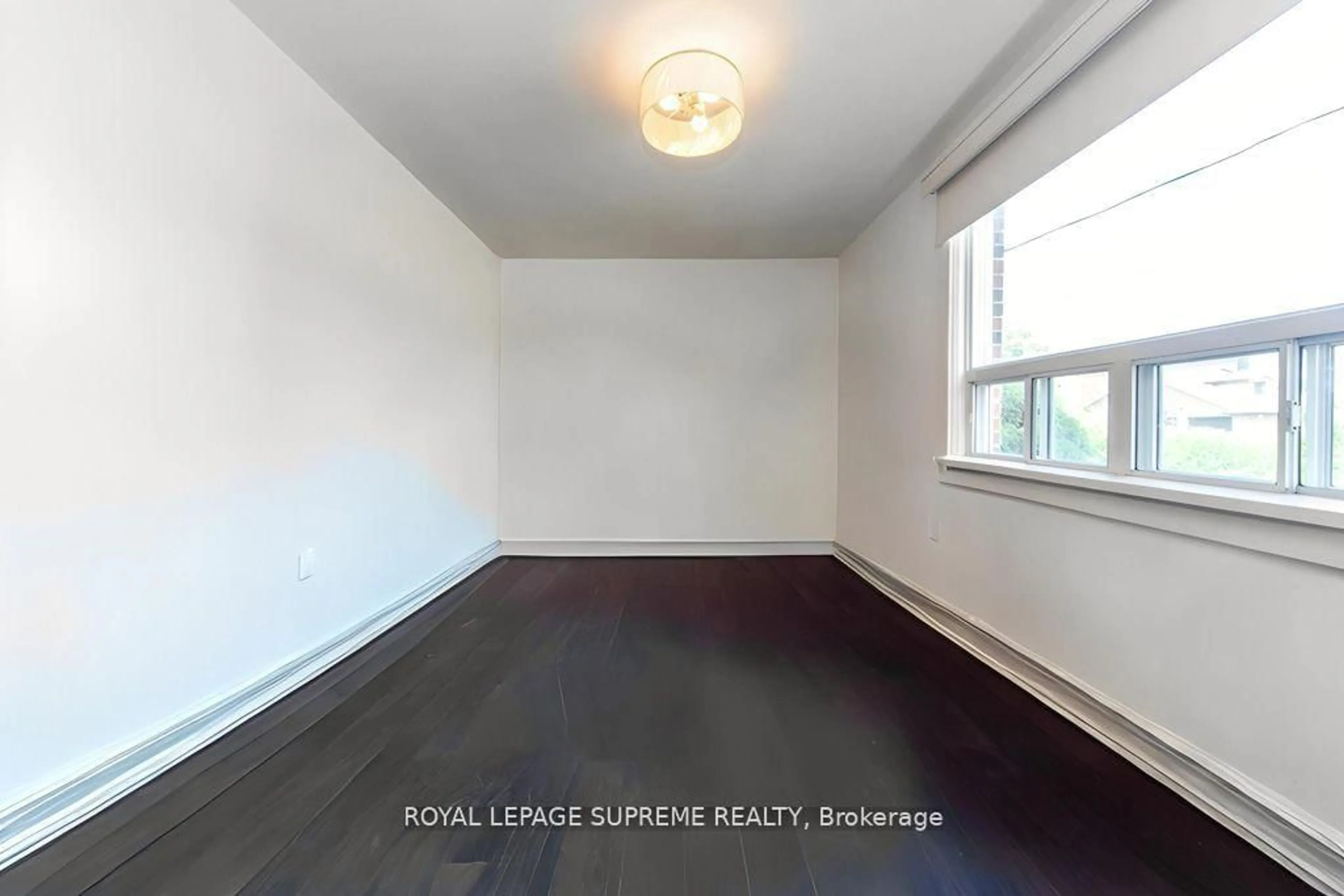 A pic of a room for 109 Regina Ave, Toronto Ontario M6A 1R5