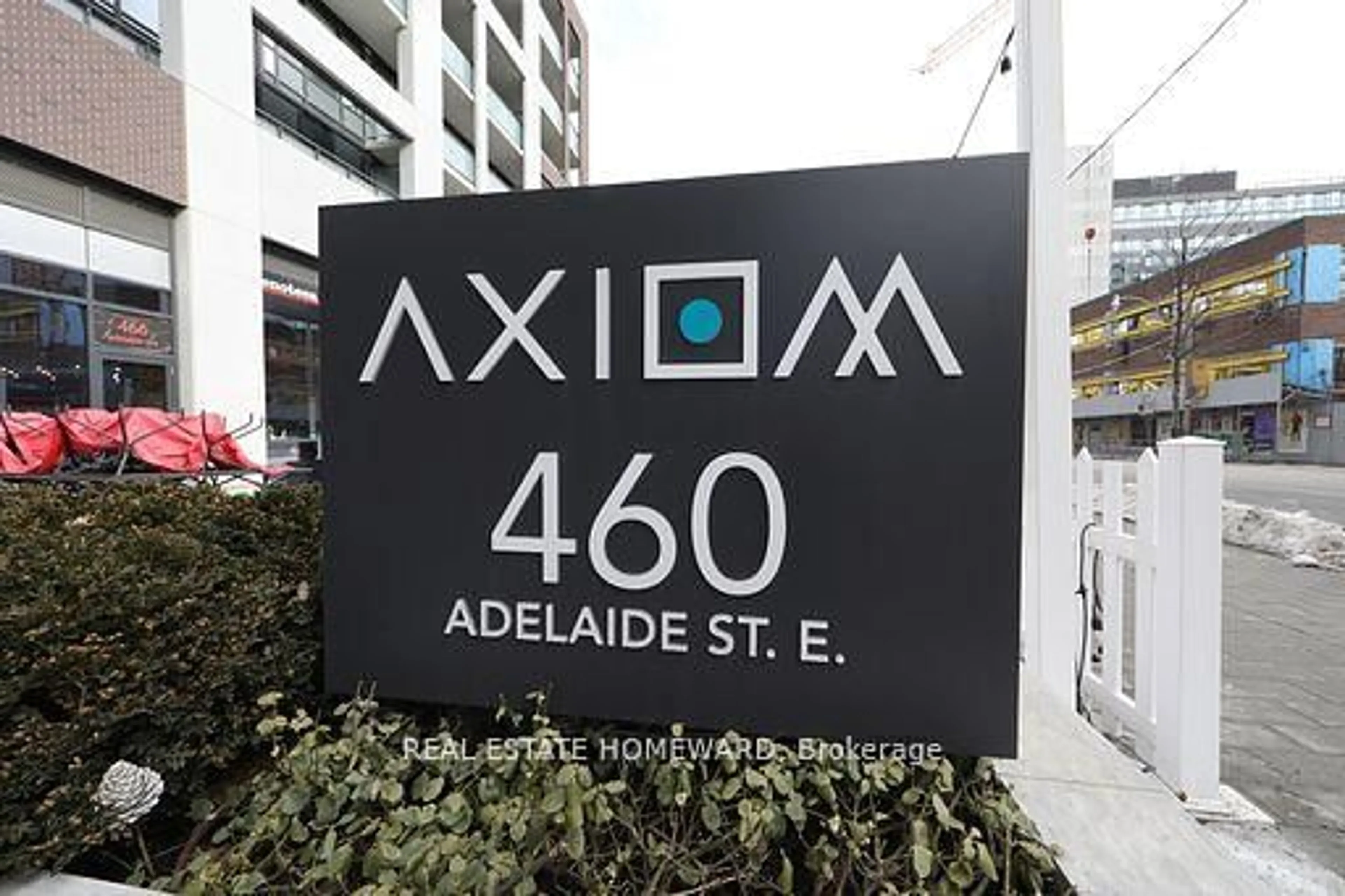 Indoor foyer for 460 Adelaide St #609, Toronto Ontario M5A 0E7