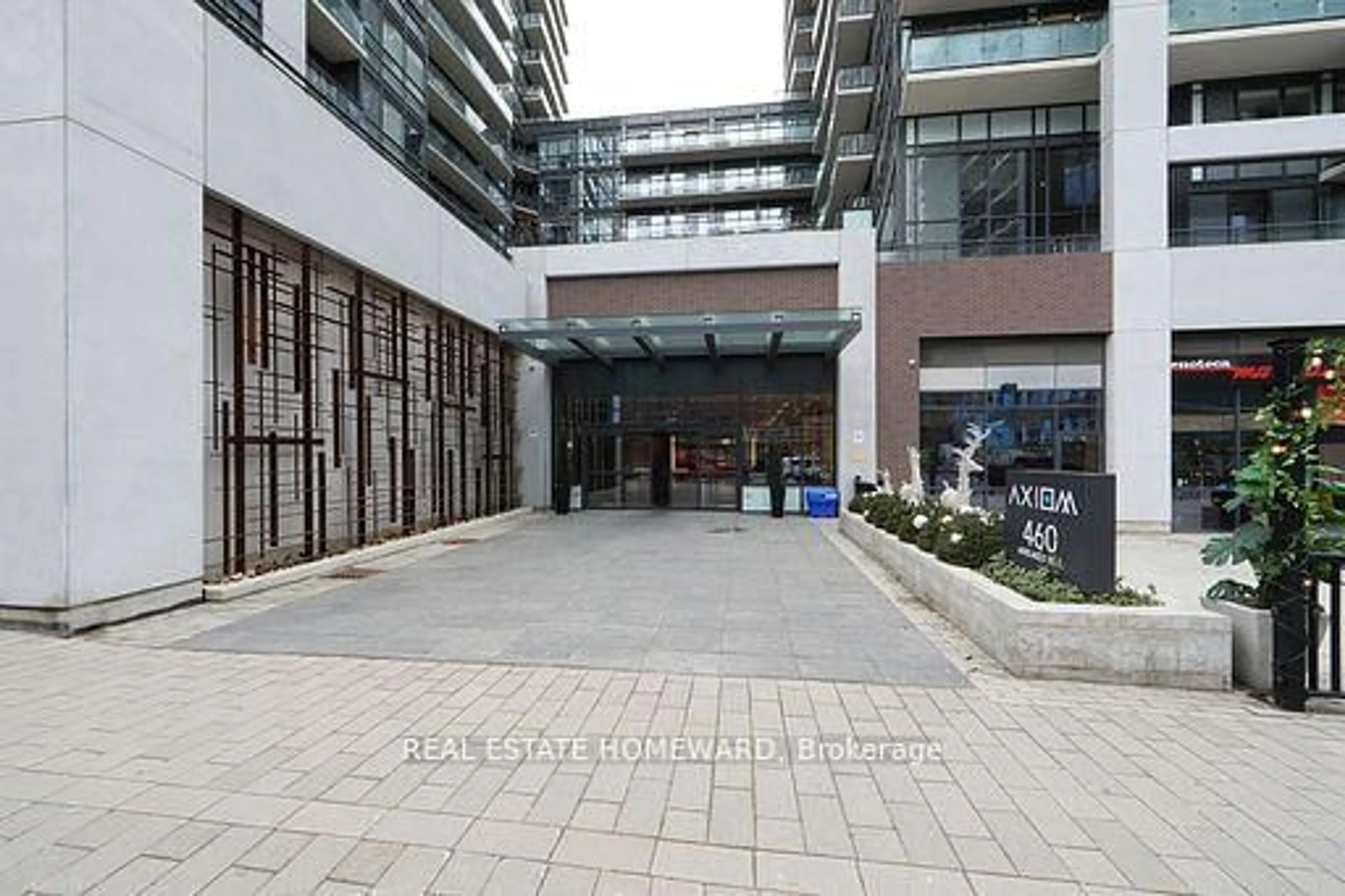 Indoor foyer for 460 Adelaide St #609, Toronto Ontario M5A 0E7