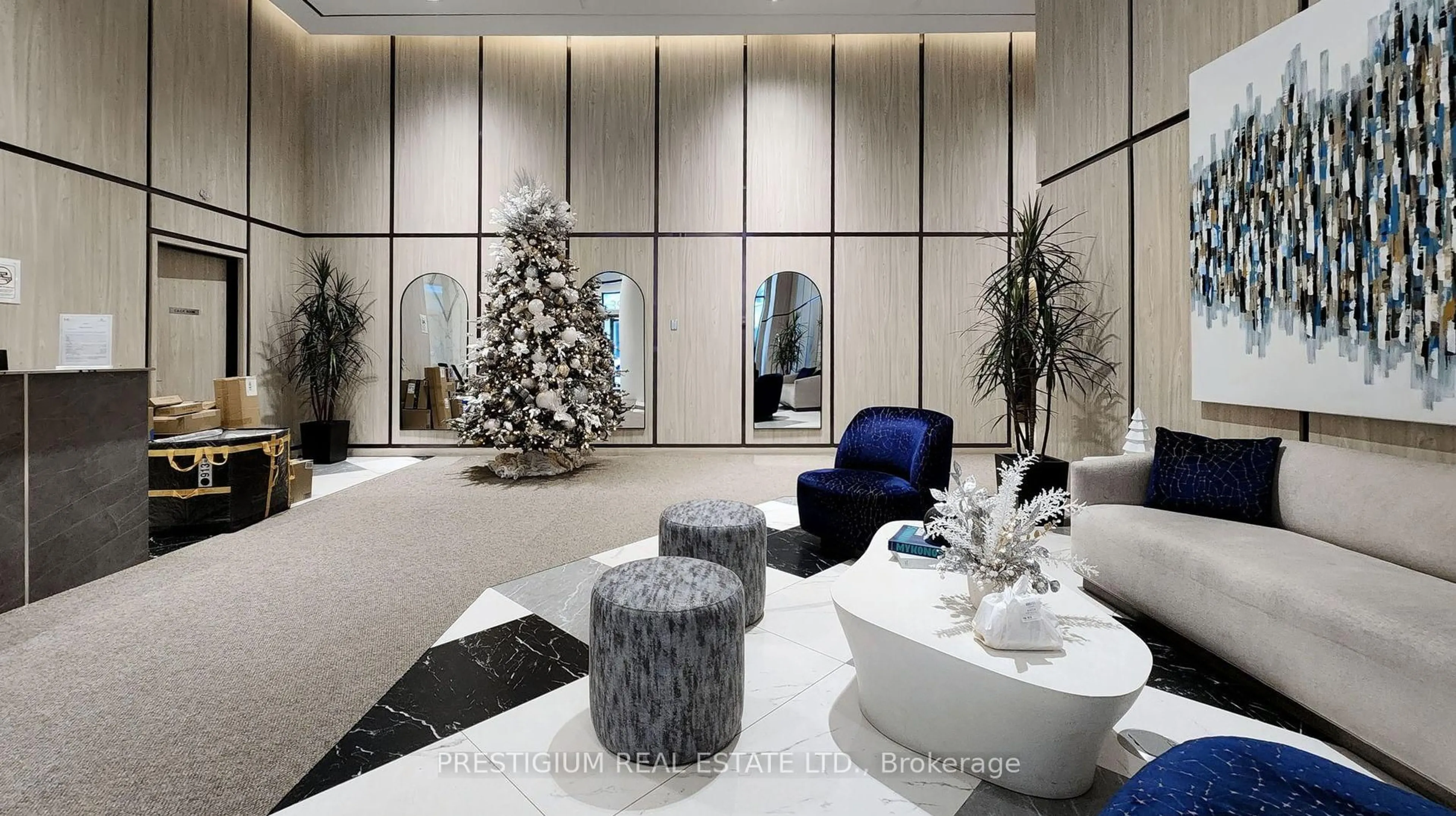 Lobby for 395 Bloor St #2708, Toronto Ontario M4W 1H7