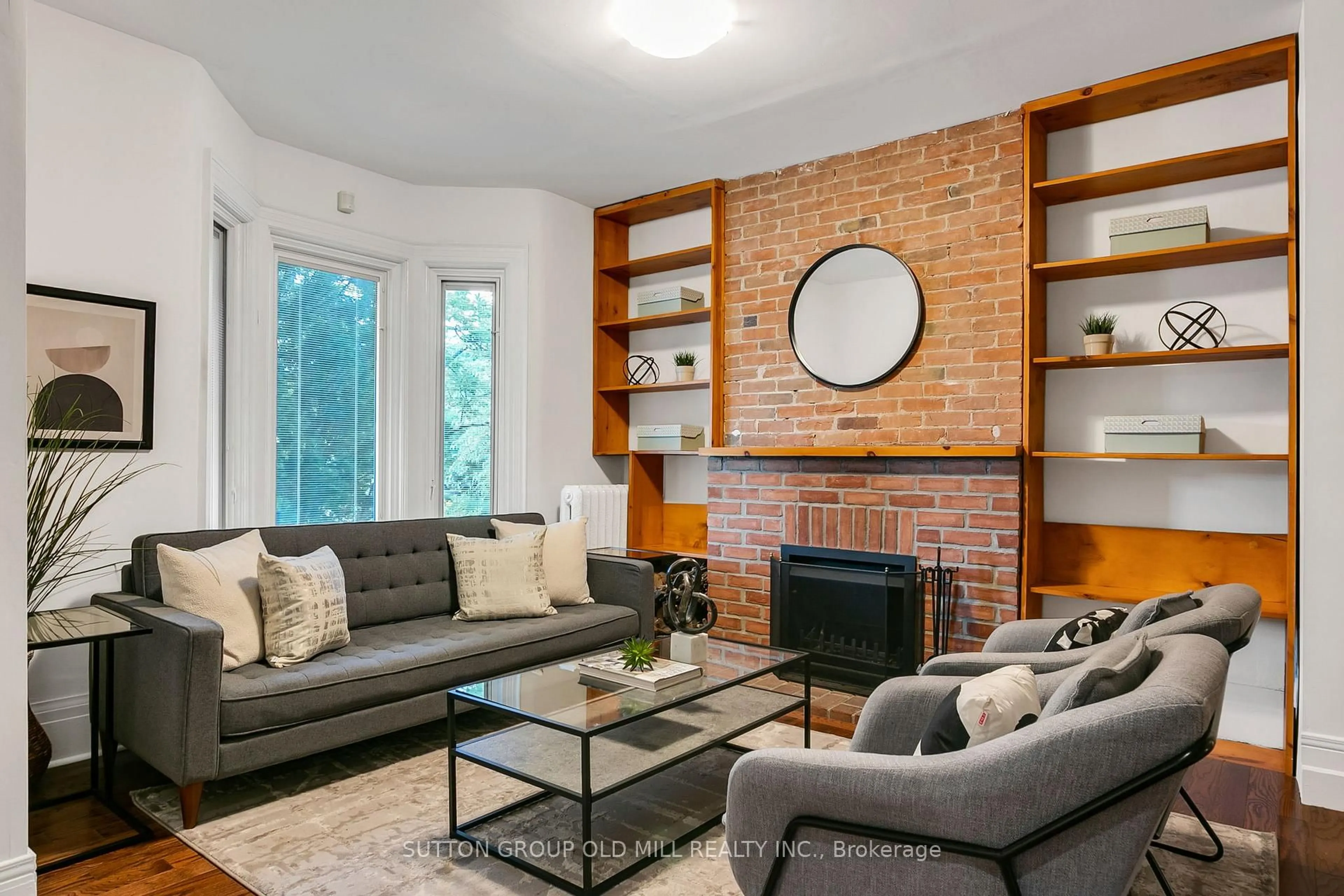 Living room with furniture, unknown for 6 St Annes Rd, Toronto Ontario M6J 2C1