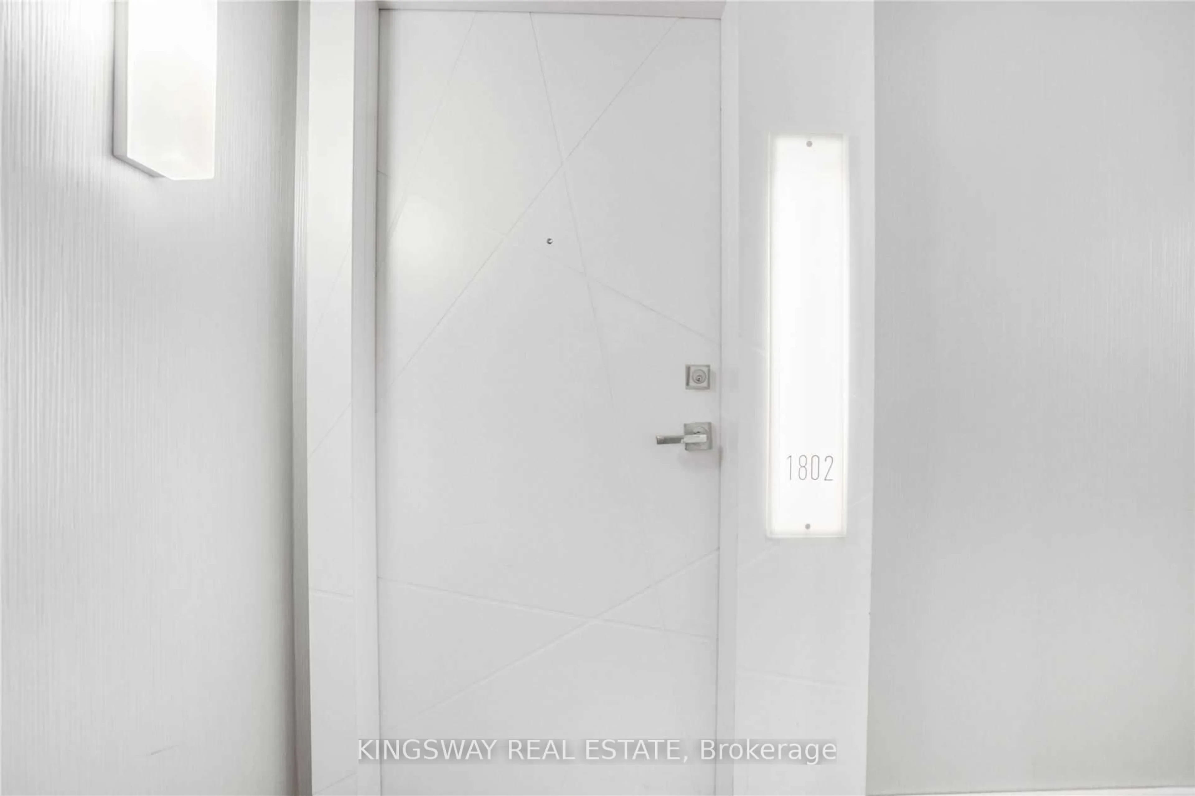 Unknown for 14 York St #1802, Toronto Ontario M5J 2Z2