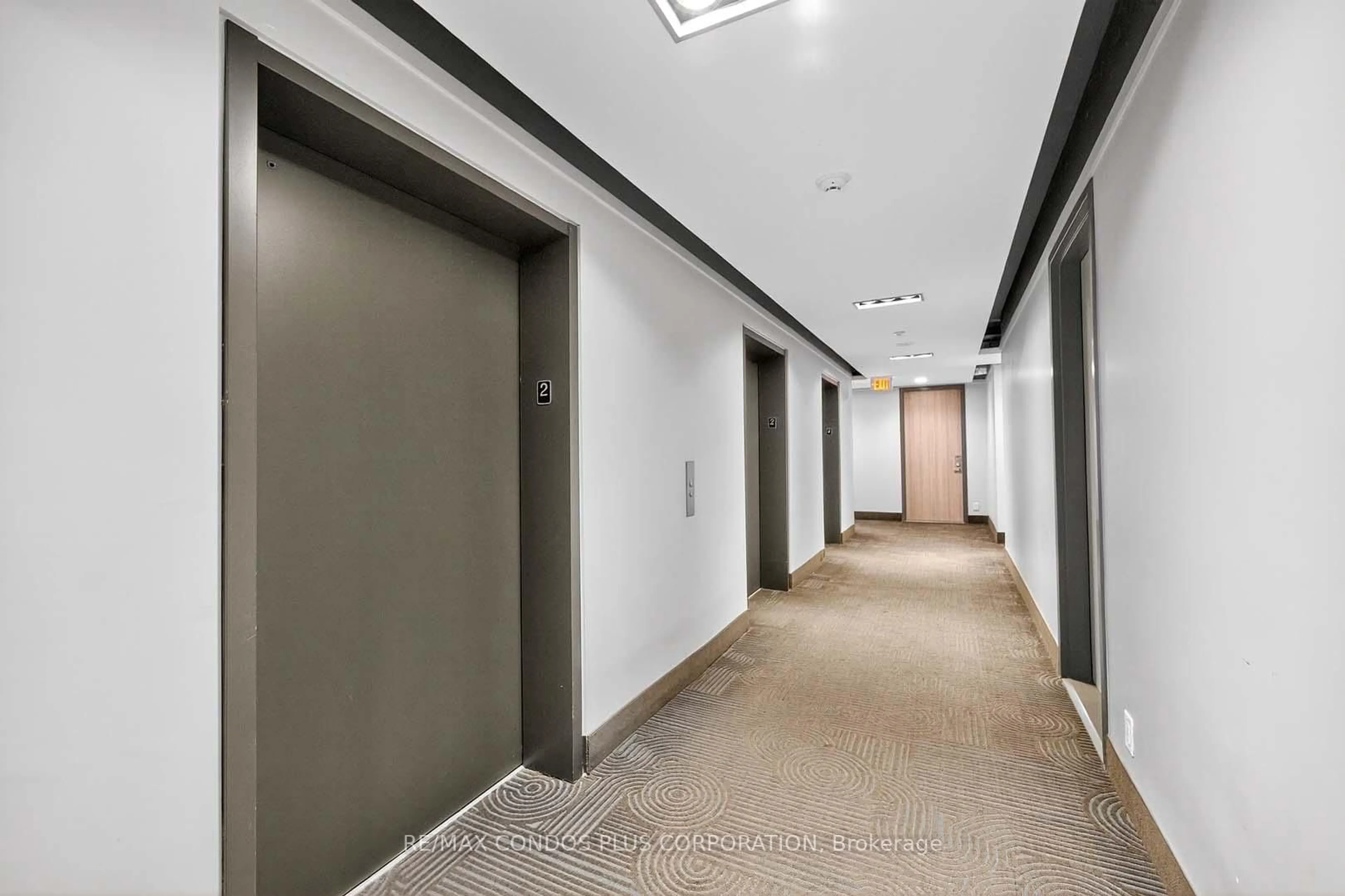 Indoor foyer for 390 Cherry St ##207, Toronto Ontario M5A 0E2