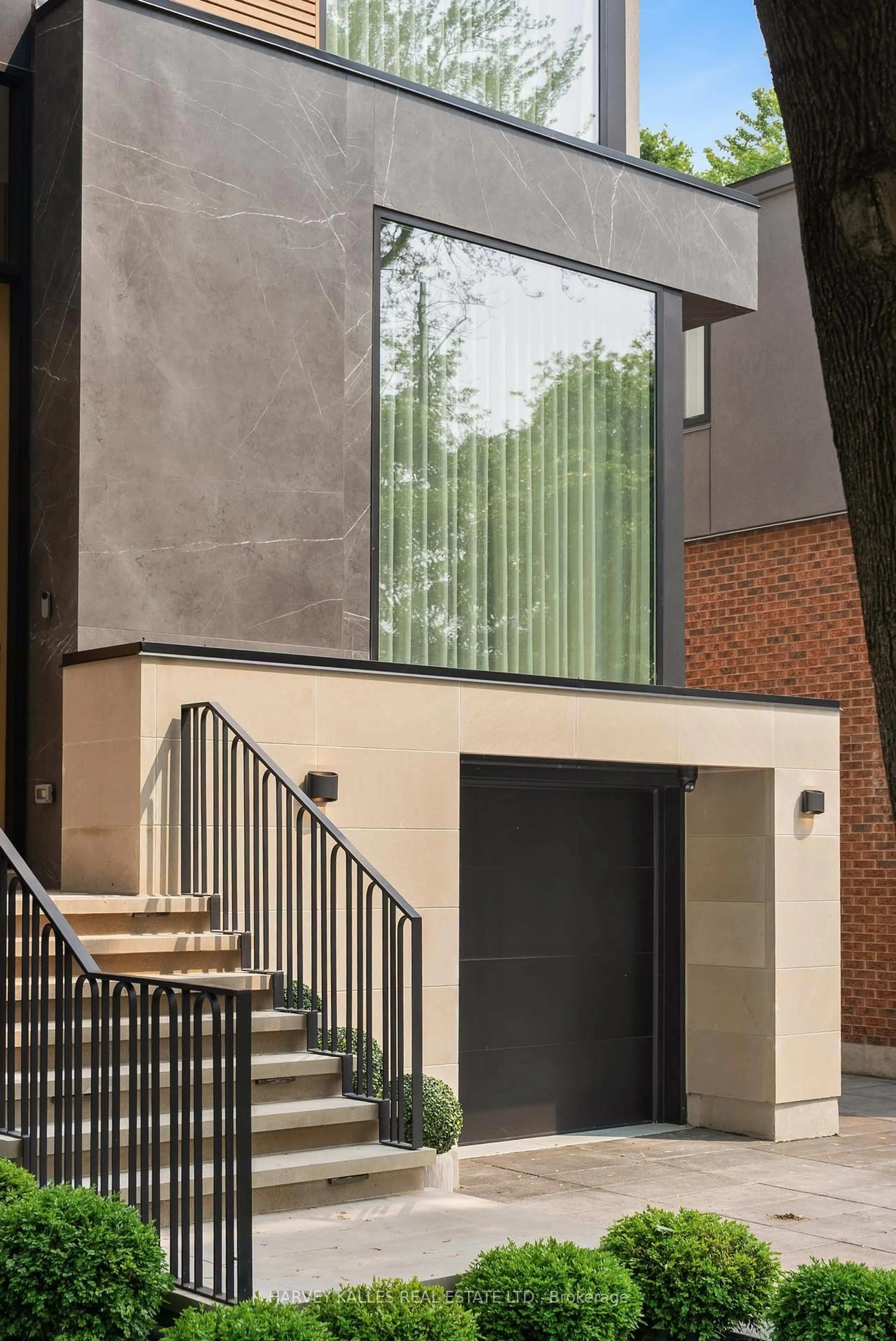 Home with brick exterior material, street for 126 Sherwood Ave, Toronto Ontario M4P 2A7