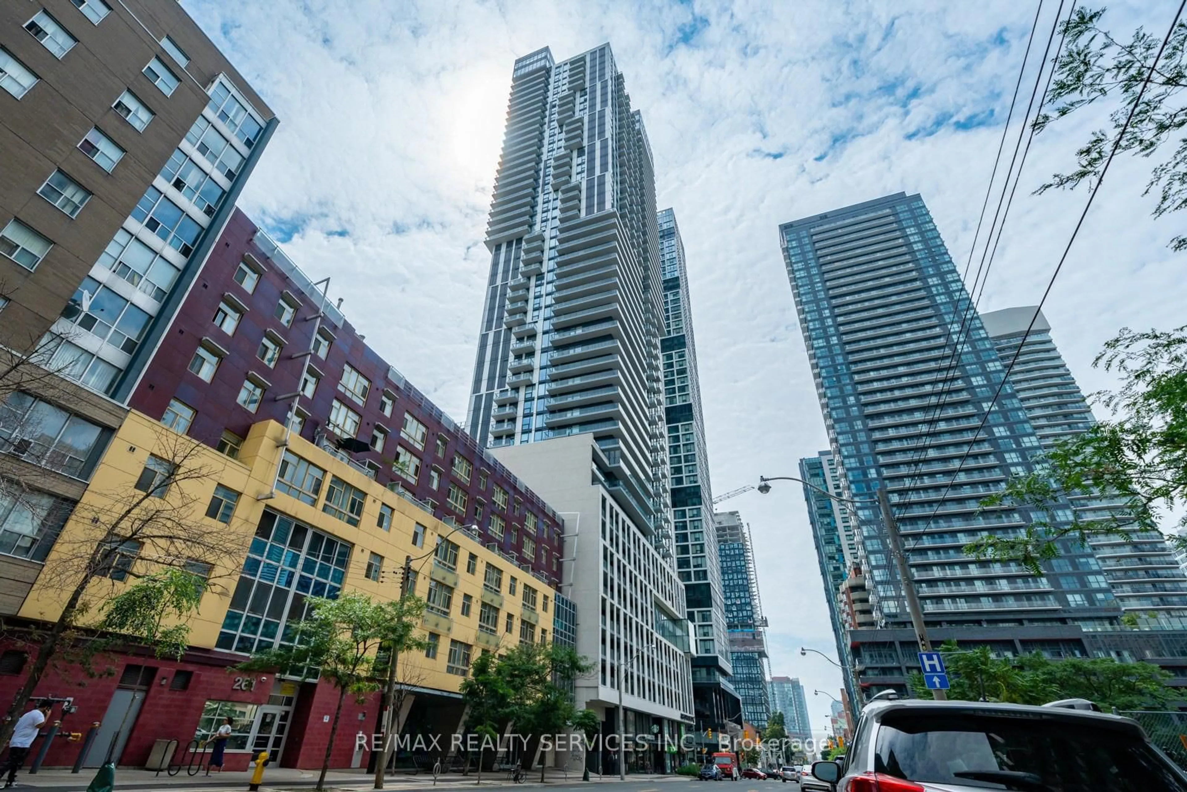 Unknown for 251 Jarvis St #1811, Toronto Ontario M5B 0C3