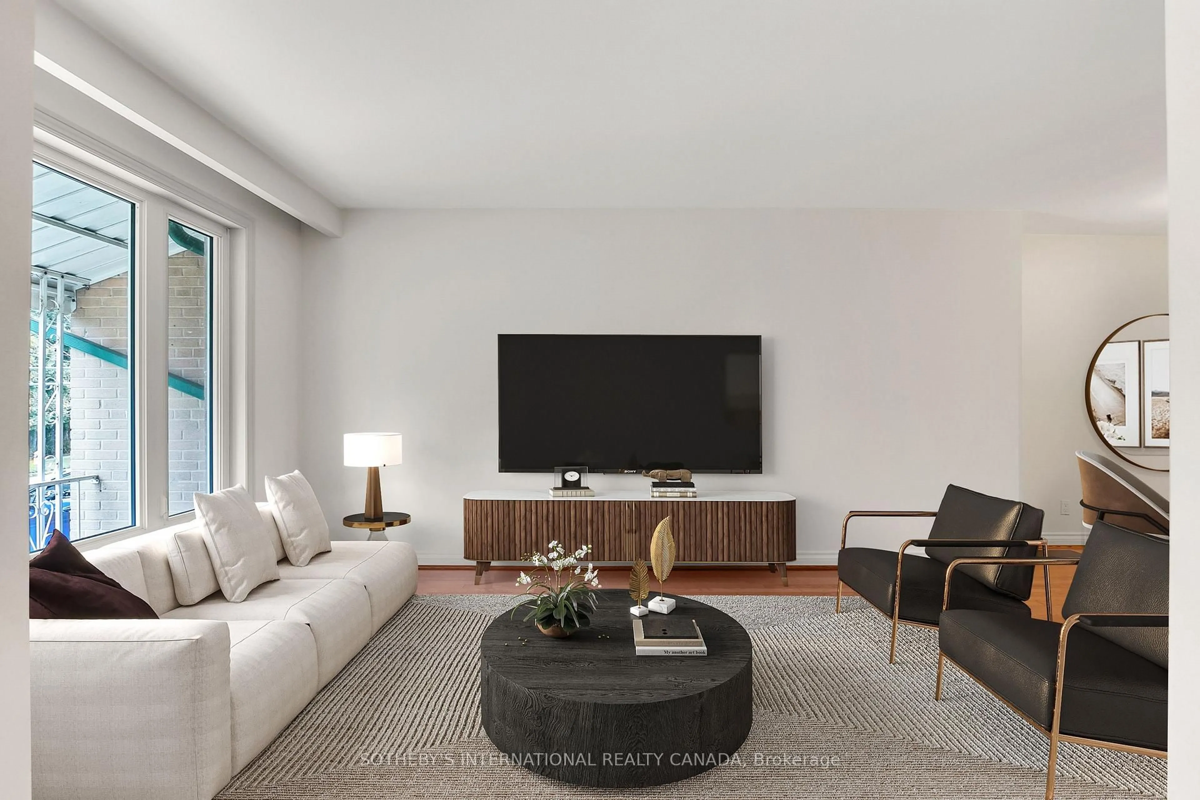Living room with furniture, unknown for 118 Chelmsford Ave, Toronto Ontario M2R 2W4