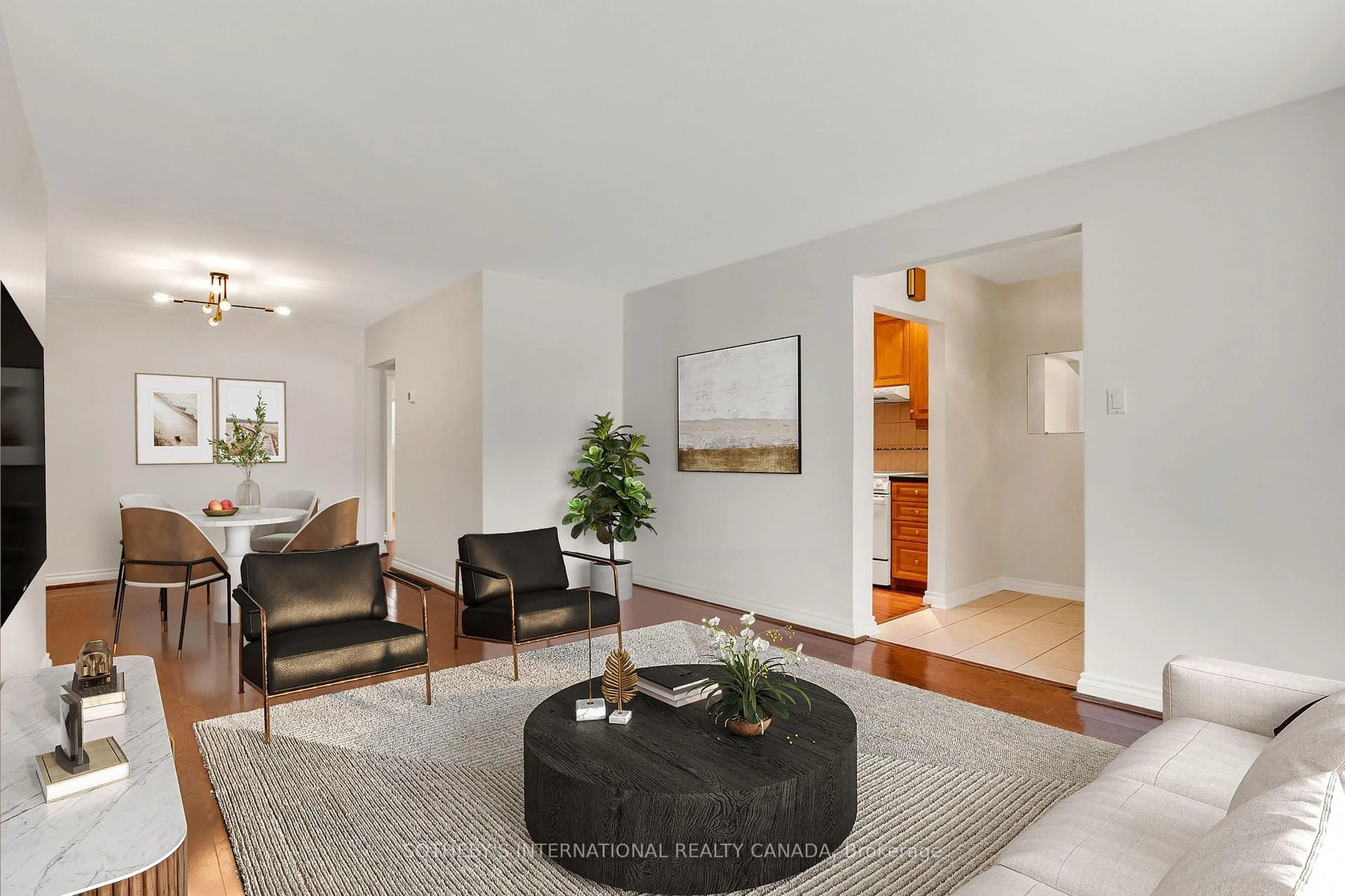 Living room with furniture, unknown for 118 Chelmsford Ave, Toronto Ontario M2R 2W4