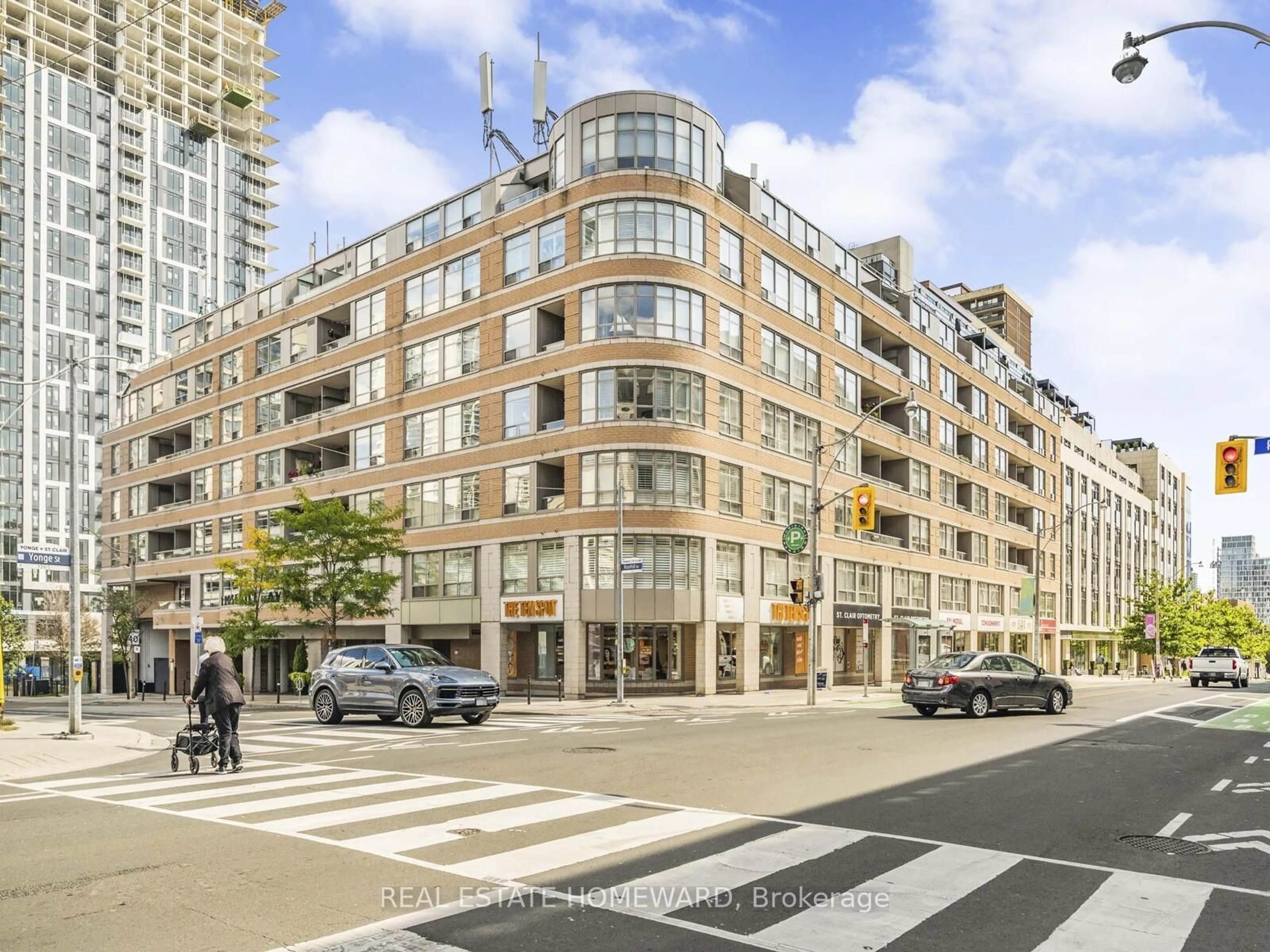 Unknown for 5 Rosehill Ave #720, Toronto Ontario M4T 3A6