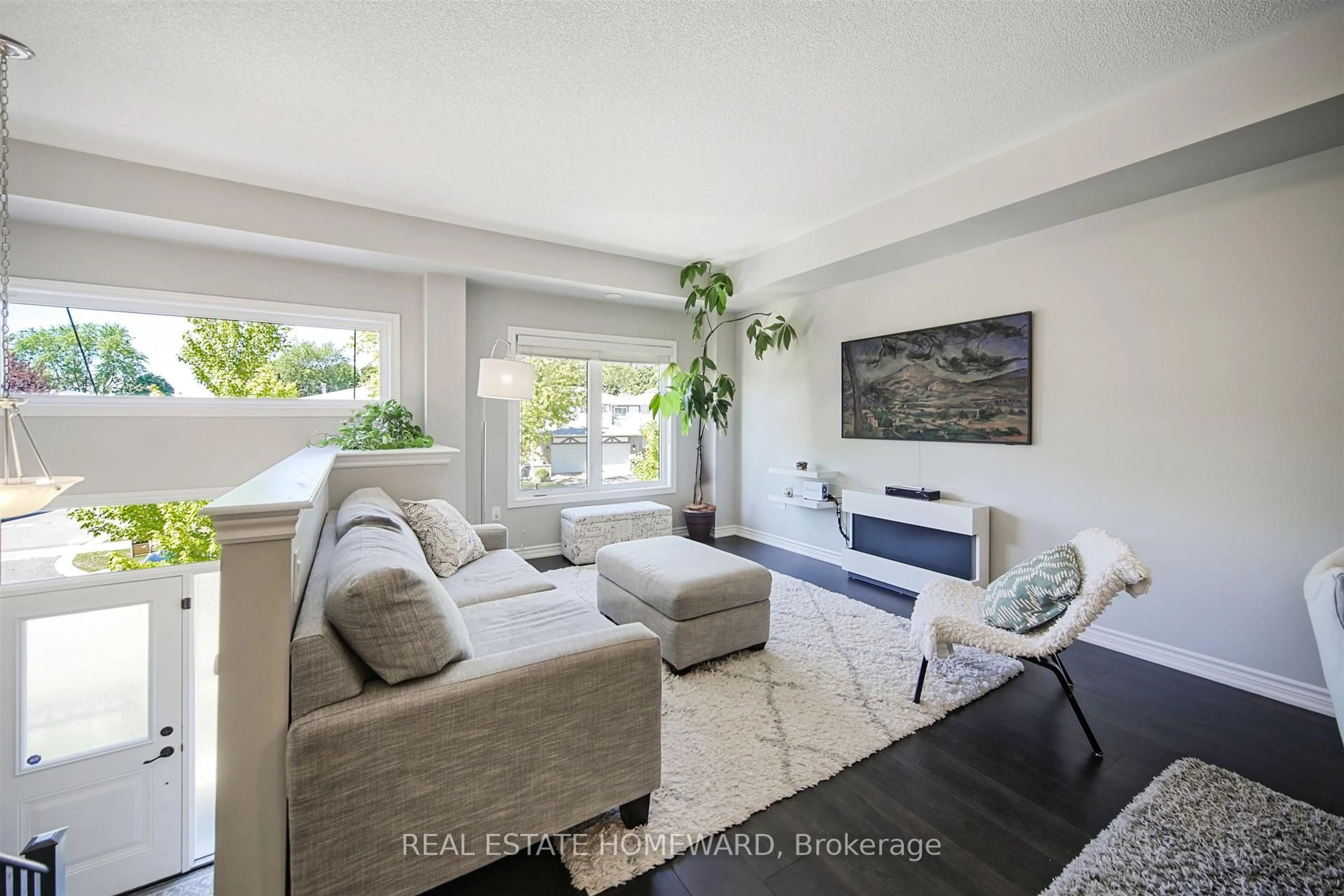 Living room with furniture, unknown for 55 Antibes Dr, Toronto Ontario M2R 2Y9