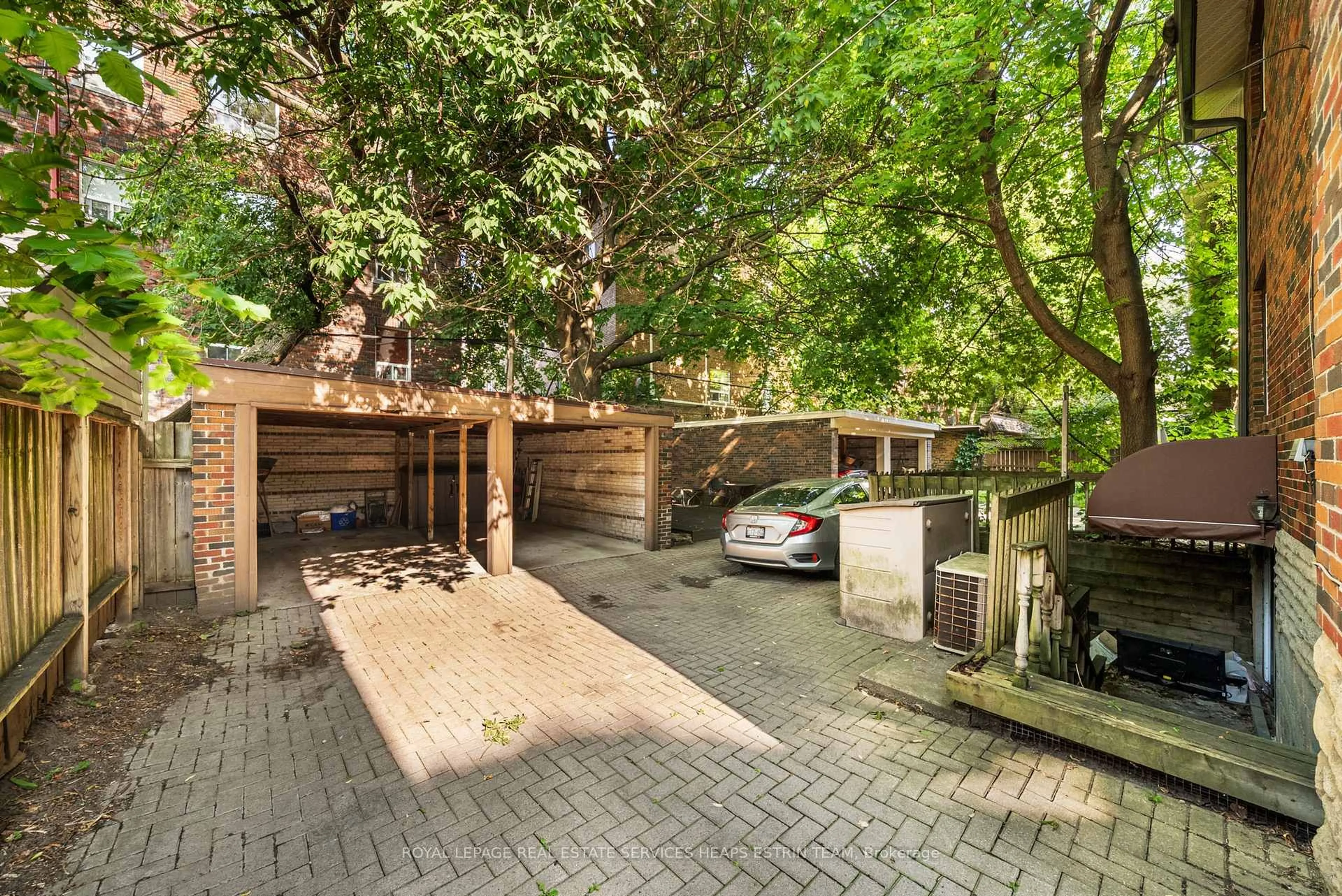 Patio, street for 7 Highbourne Rd, Toronto Ontario M5P 2J1