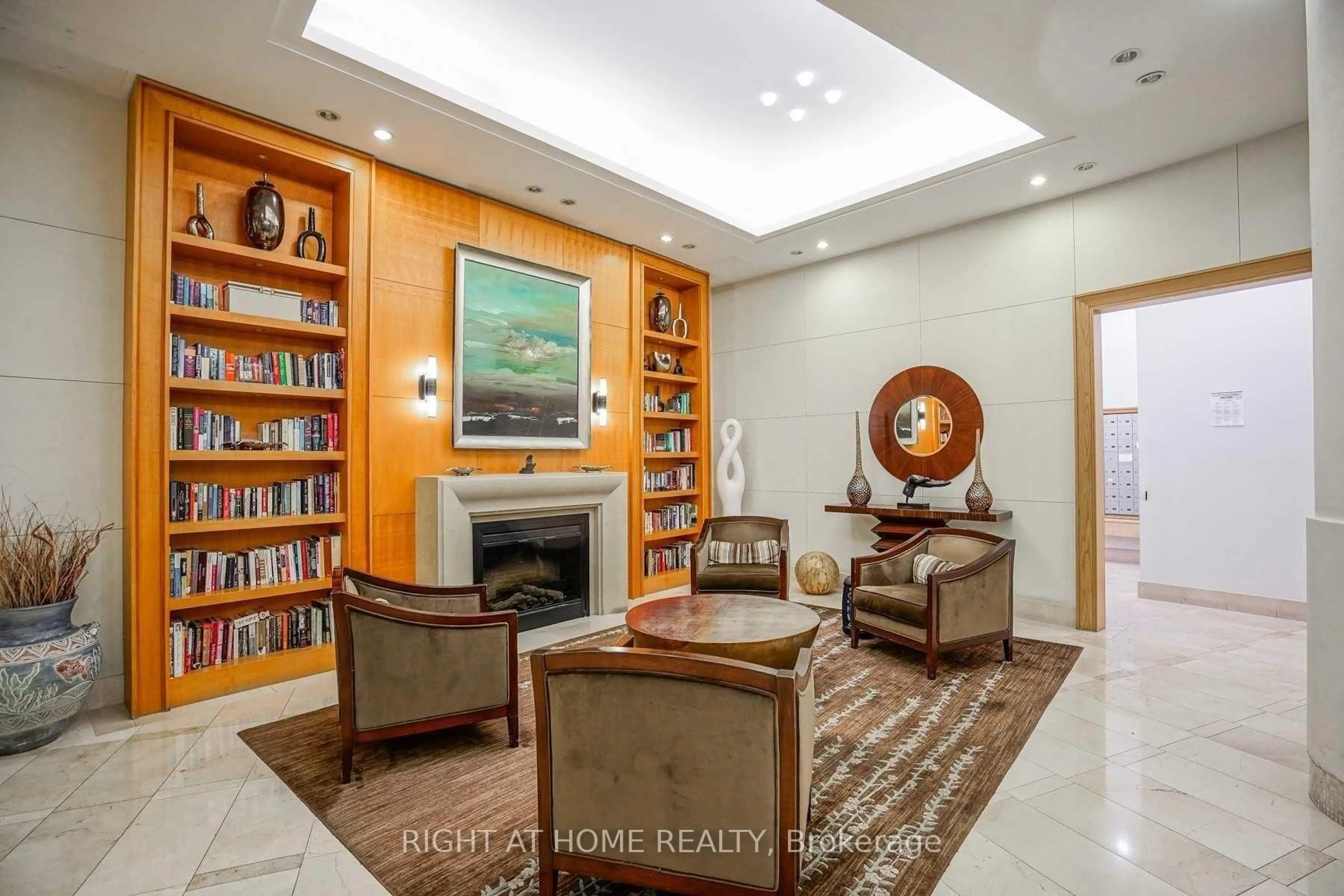 Lobby for 509 Beecroft Rd #319, Toronto Ontario M2N 0A3