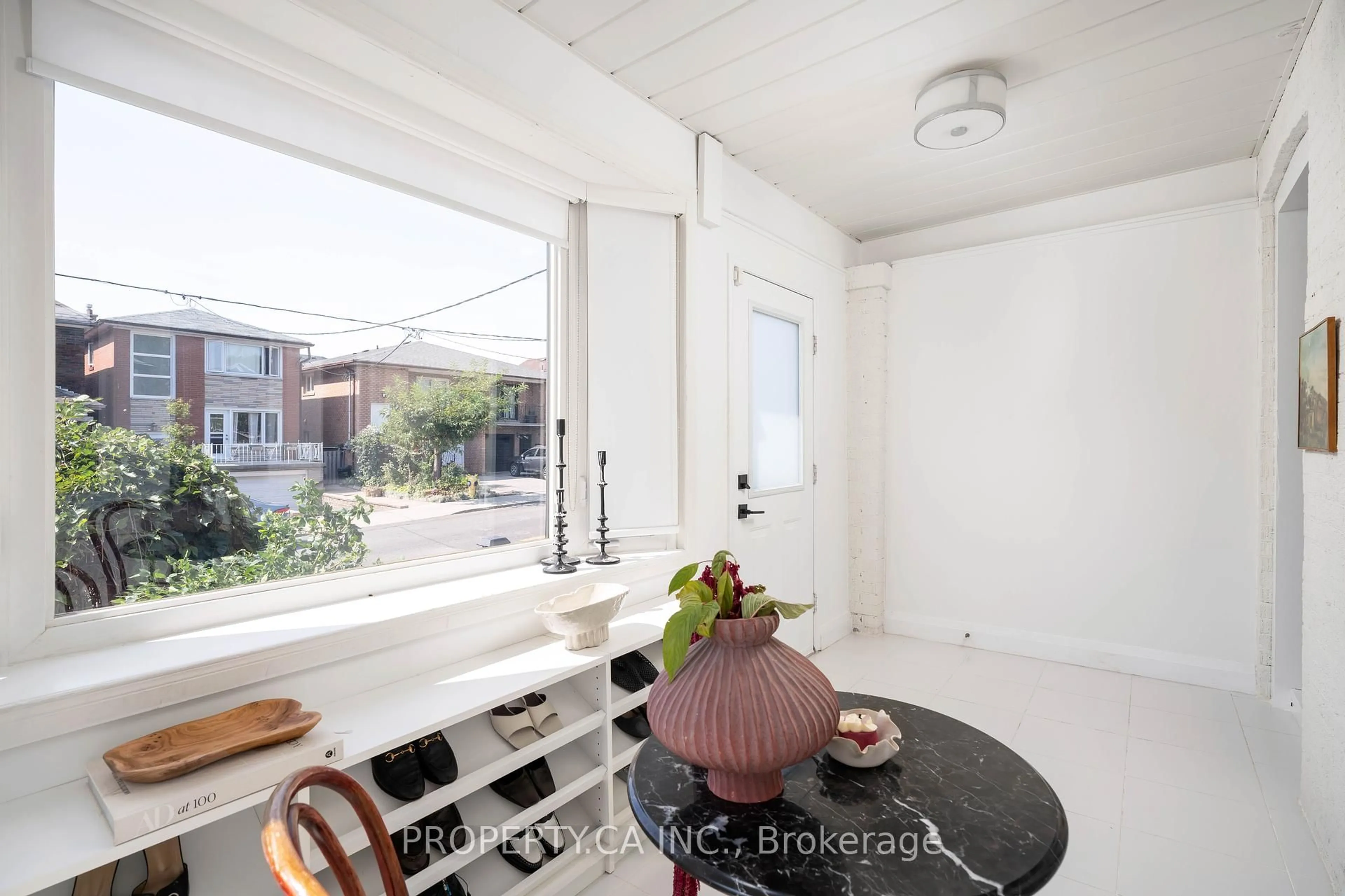 Unknown for 389 Winona Dr, Toronto Ontario M6C 3T4