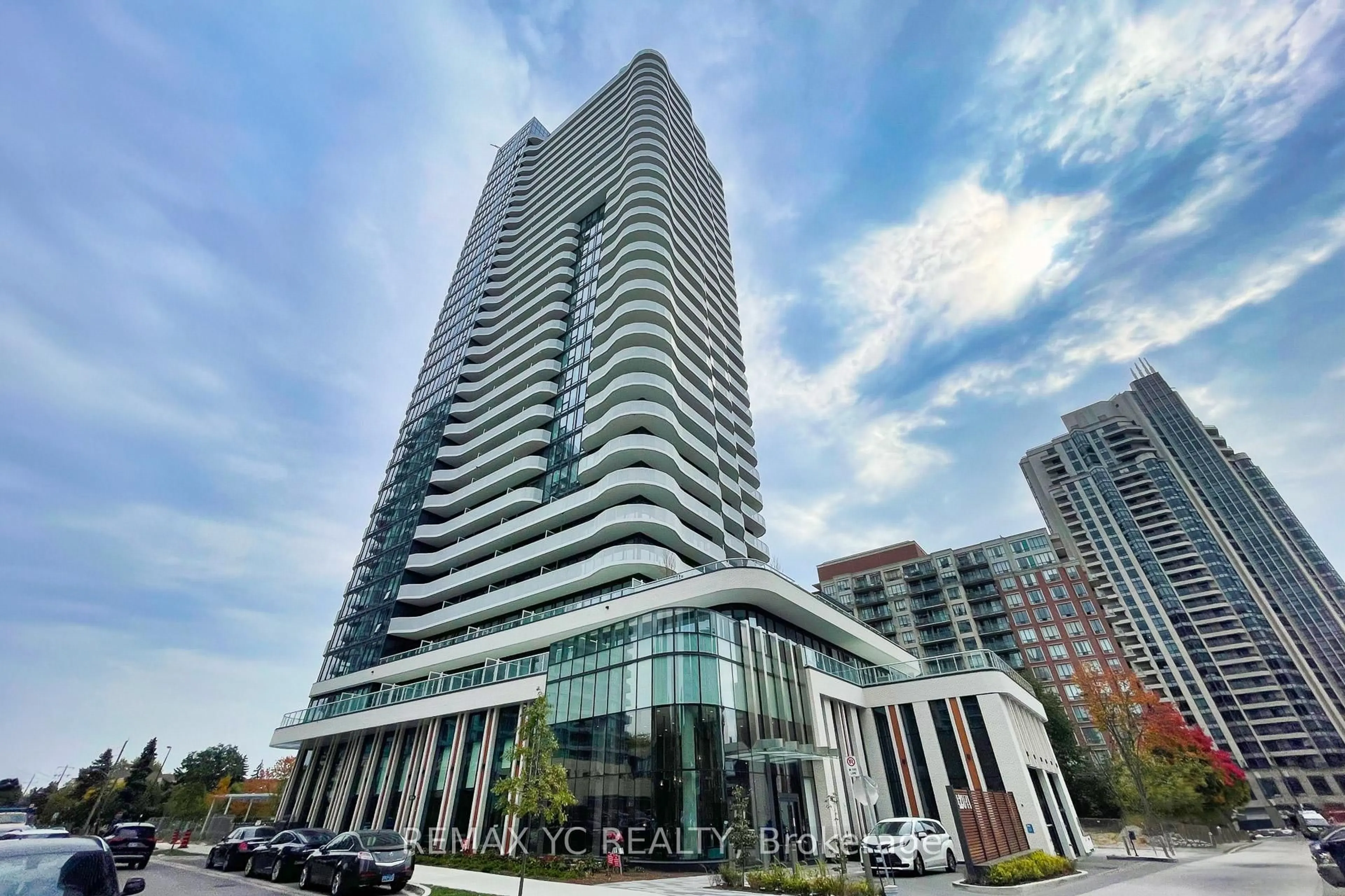 Indoor foyer for 15 Holmes Ave #2504, Toronto Ontario M2N 0L4