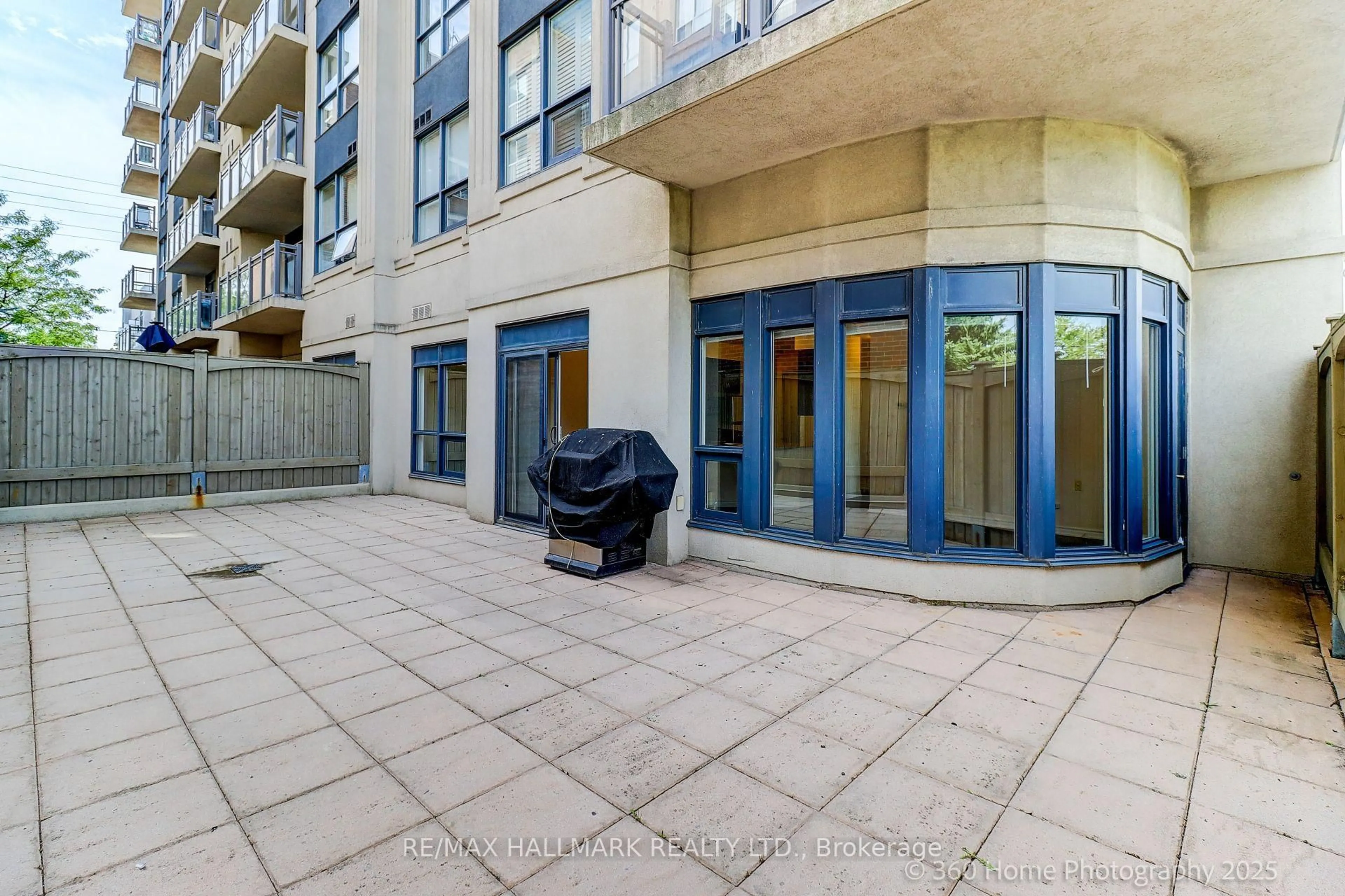 A pic from outside/outdoor area/front of a property/back of a property/a pic from drone, unknown for 872 Sheppard Ave #105, Toronto Ontario M3H 5V5