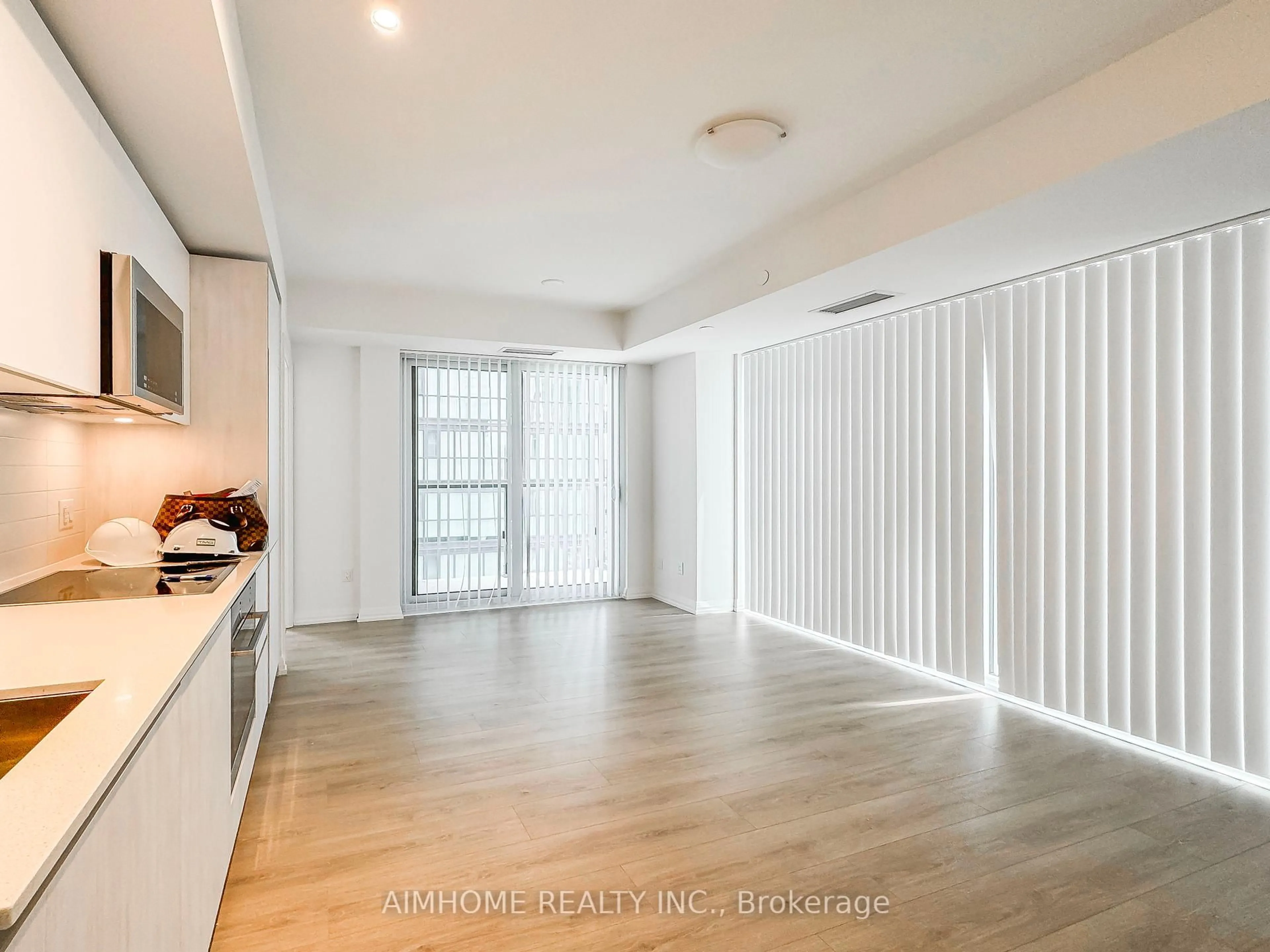 Unknown for 8 Widmer St #3503, Toronto Ontario M5V 0W6