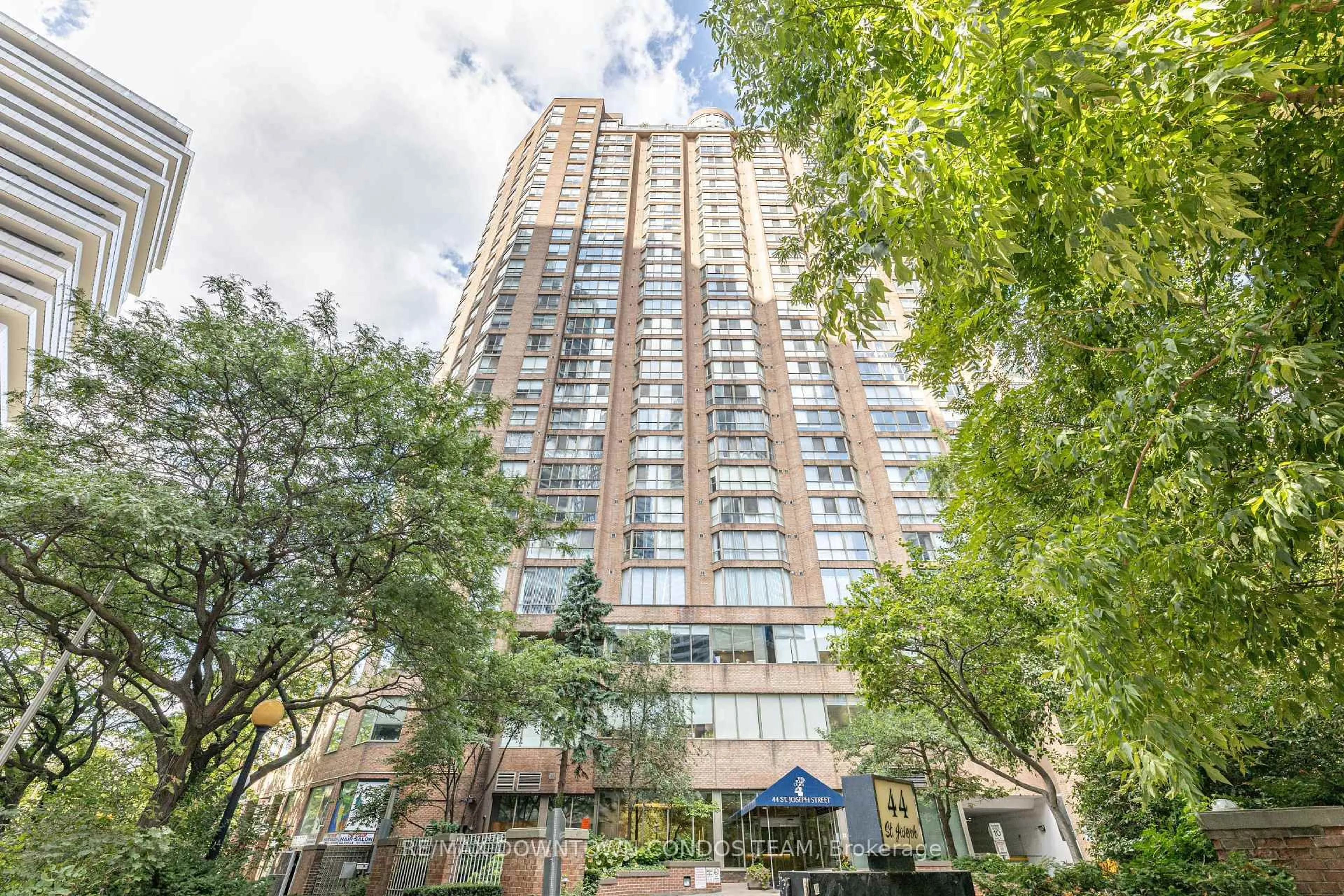 Patio, unknown for 44 St Joseph St #2213, Toronto Ontario M4Y 1J9