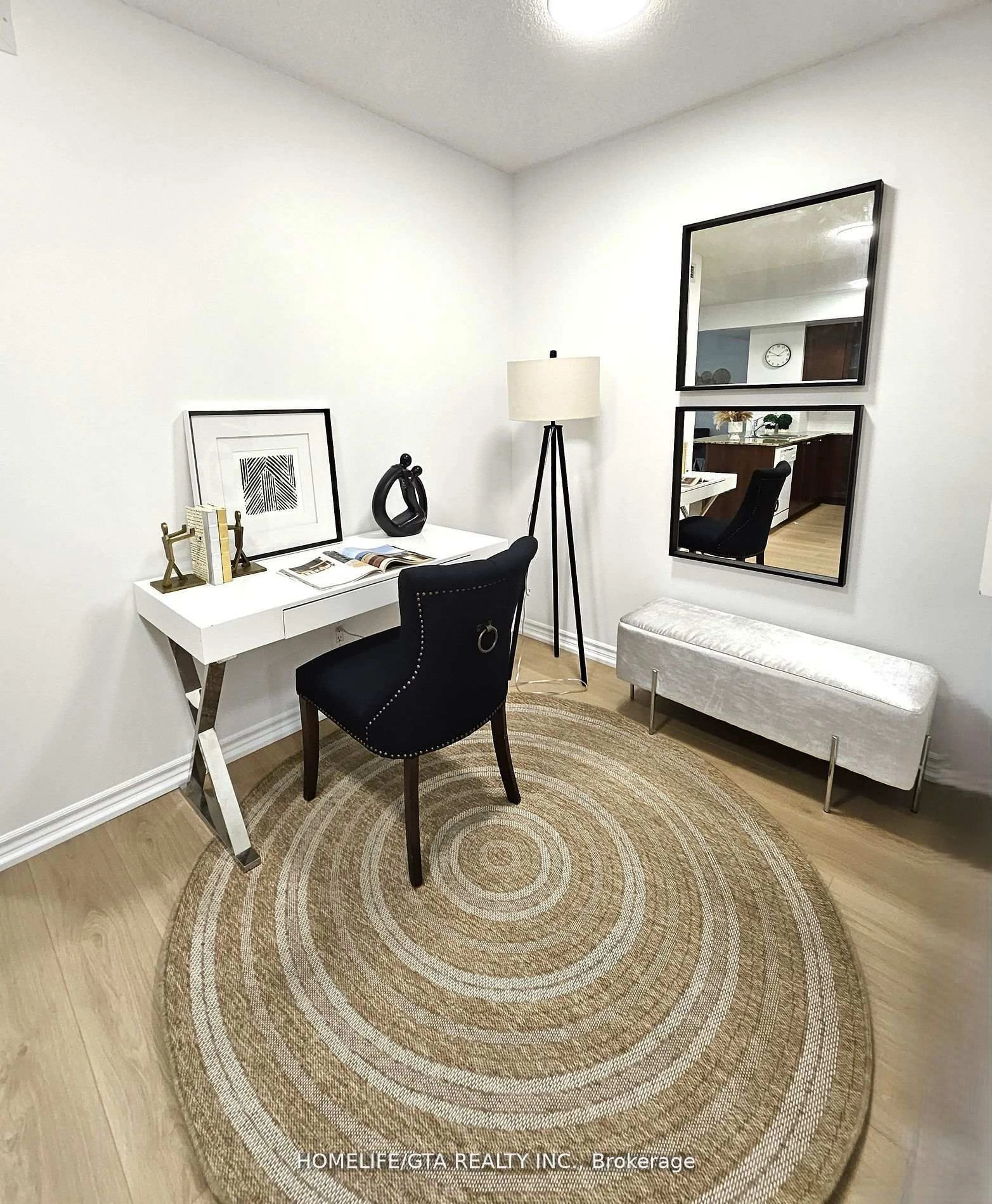 A pic of a room for 761 Bay St #1509, Toronto Ontario M5G 2R2