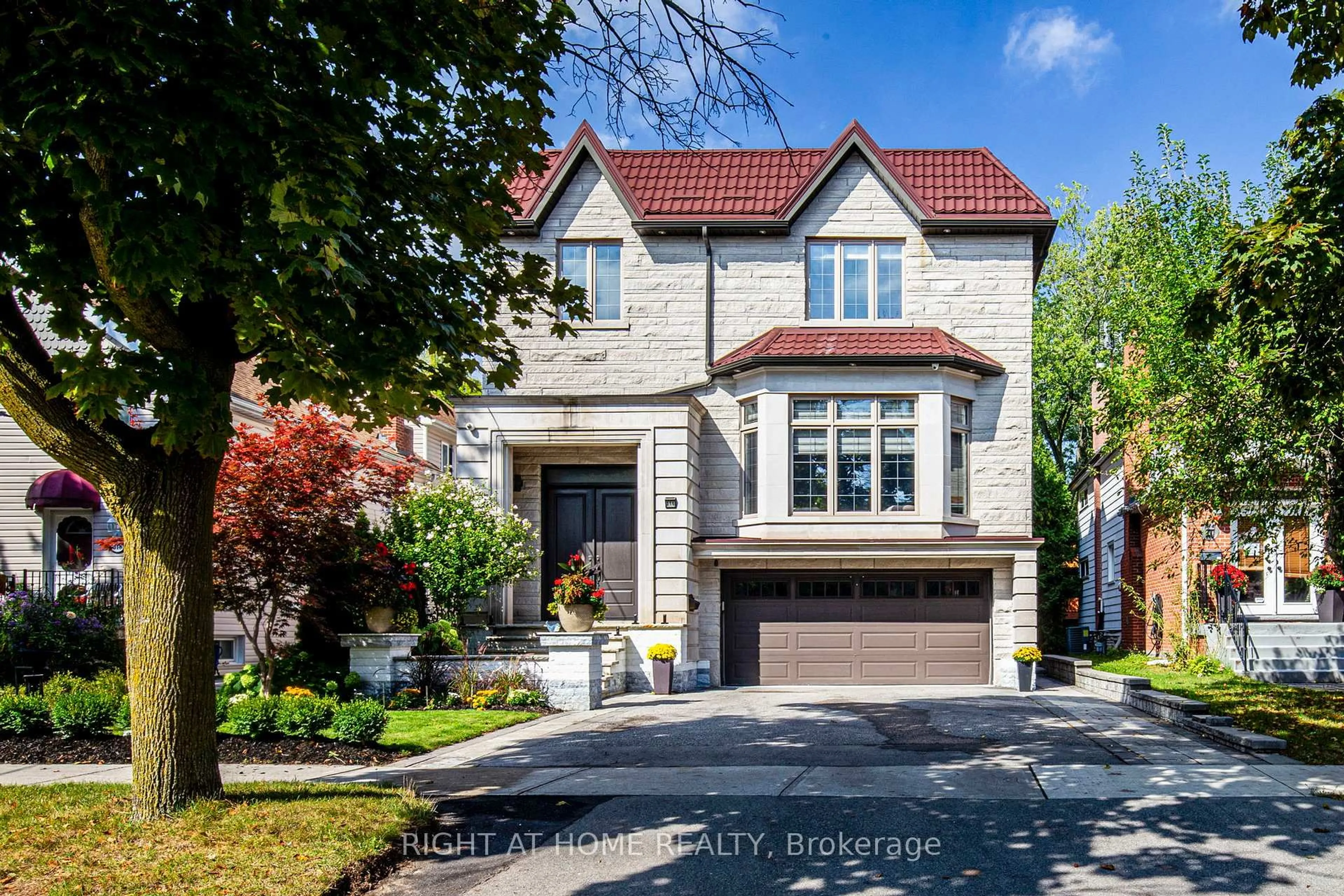 Home with brick exterior material, street for 316 Churchill Ave, Toronto Ontario M2R 1E7
