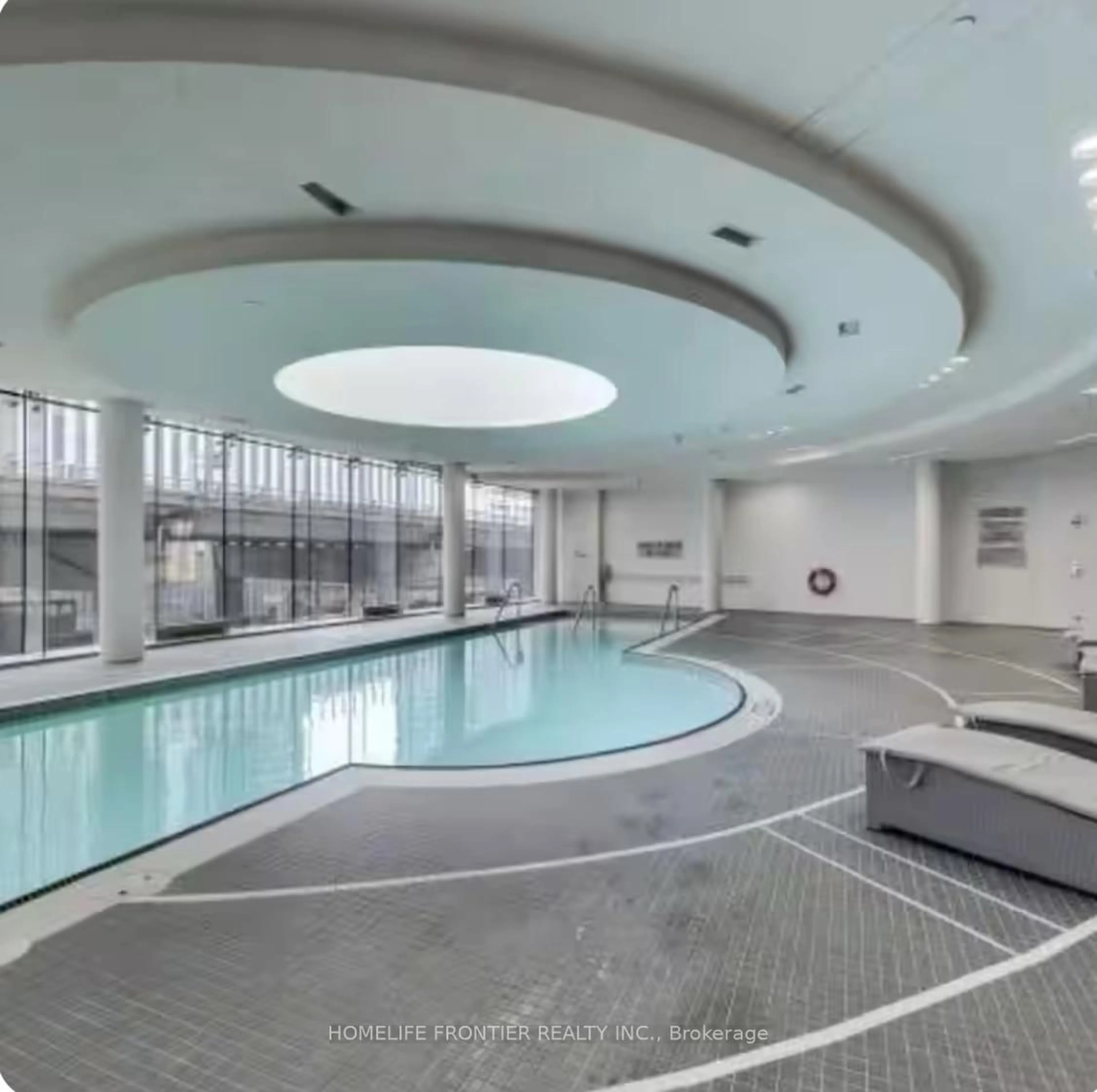 Pool for 14 York St #2406, Toronto Ontario M5J 0B1