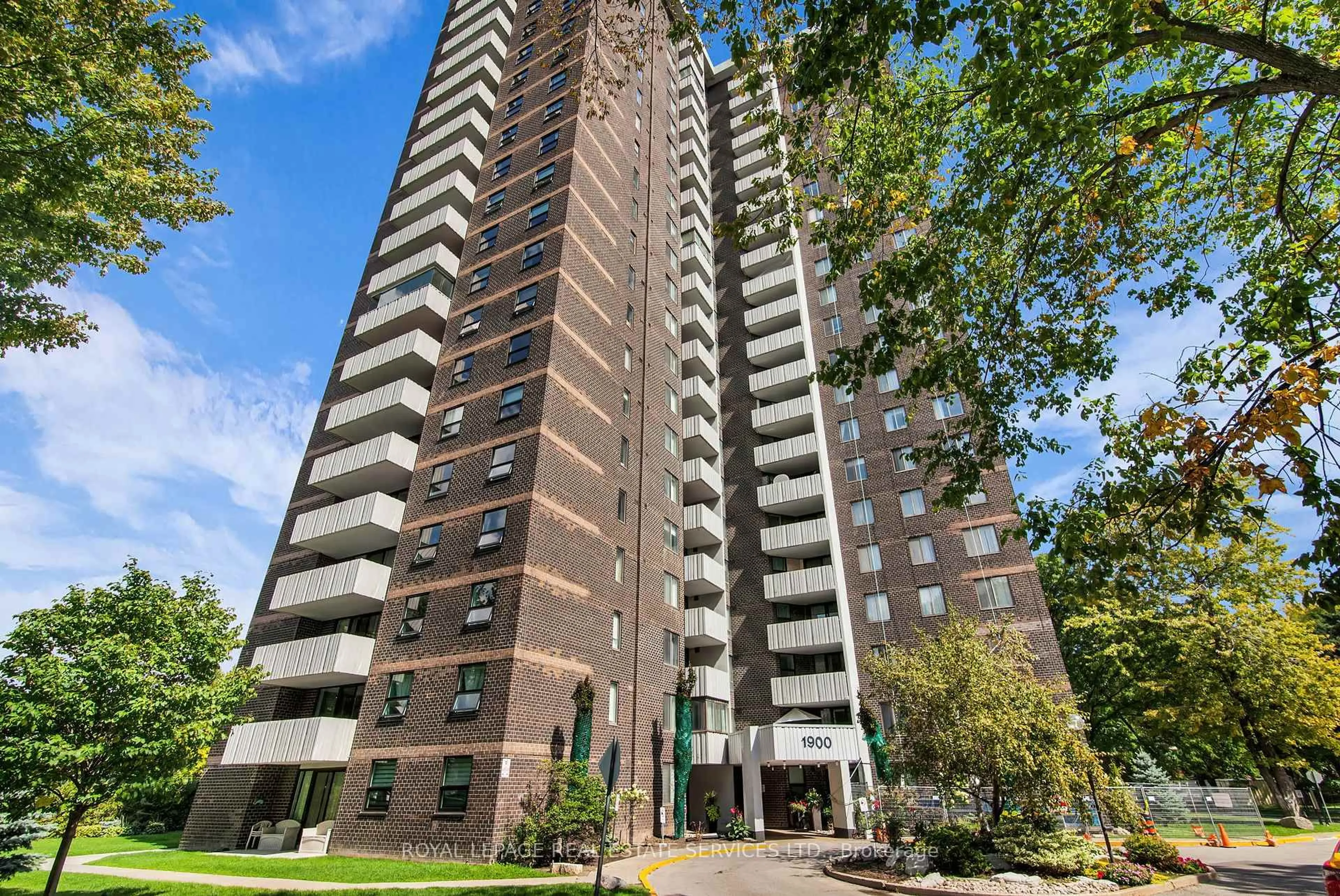 Unknown for 1900 Sheppard Ave #702, Toronto Ontario M2J 4T4