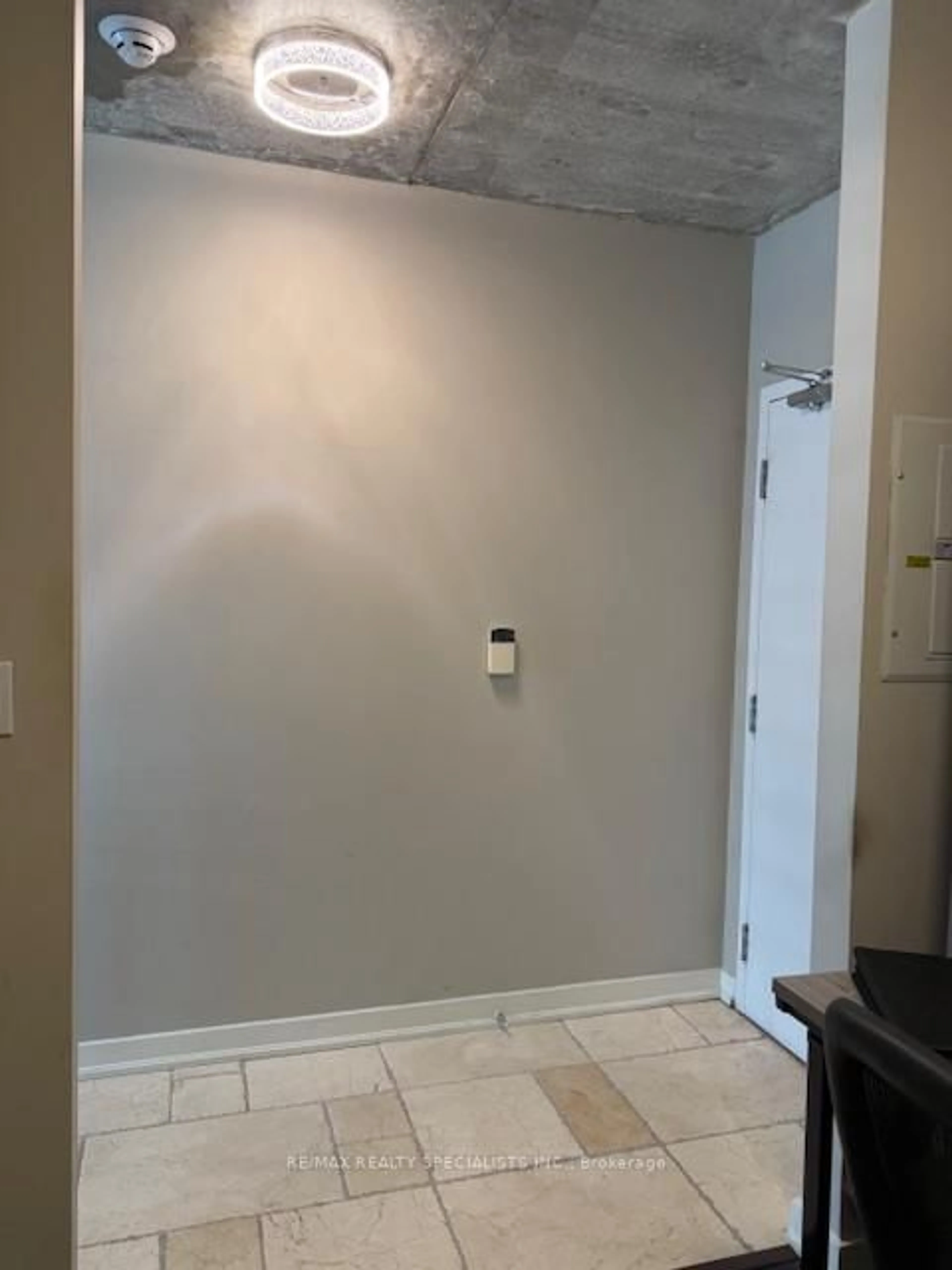A pic of a room for 10 NAVY WHARF Crt #2803, Toronto Ontario M5V 3V2