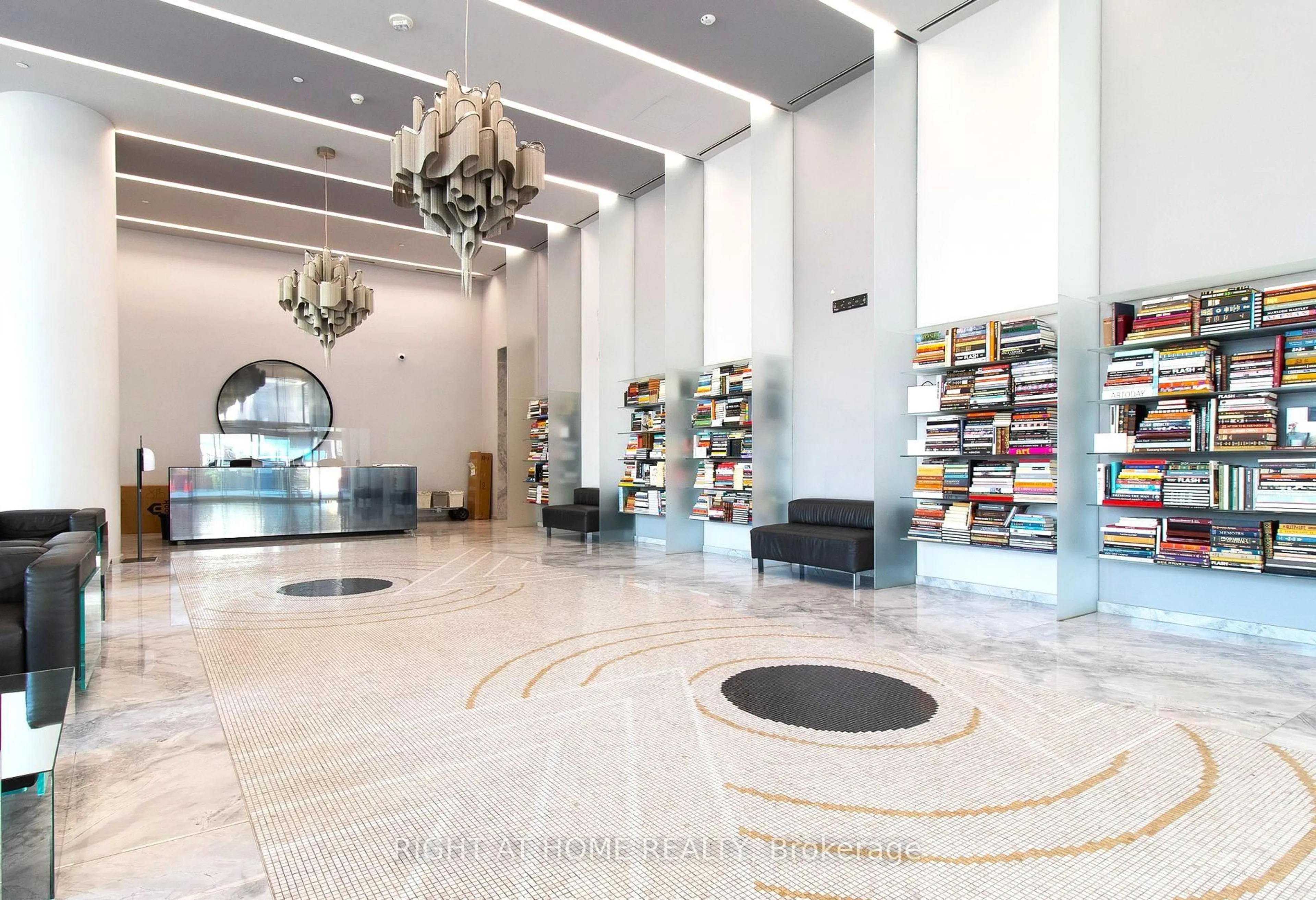 Lobby for 5 Soudan Ave #1008, Toronto Ontario M4S 0B1