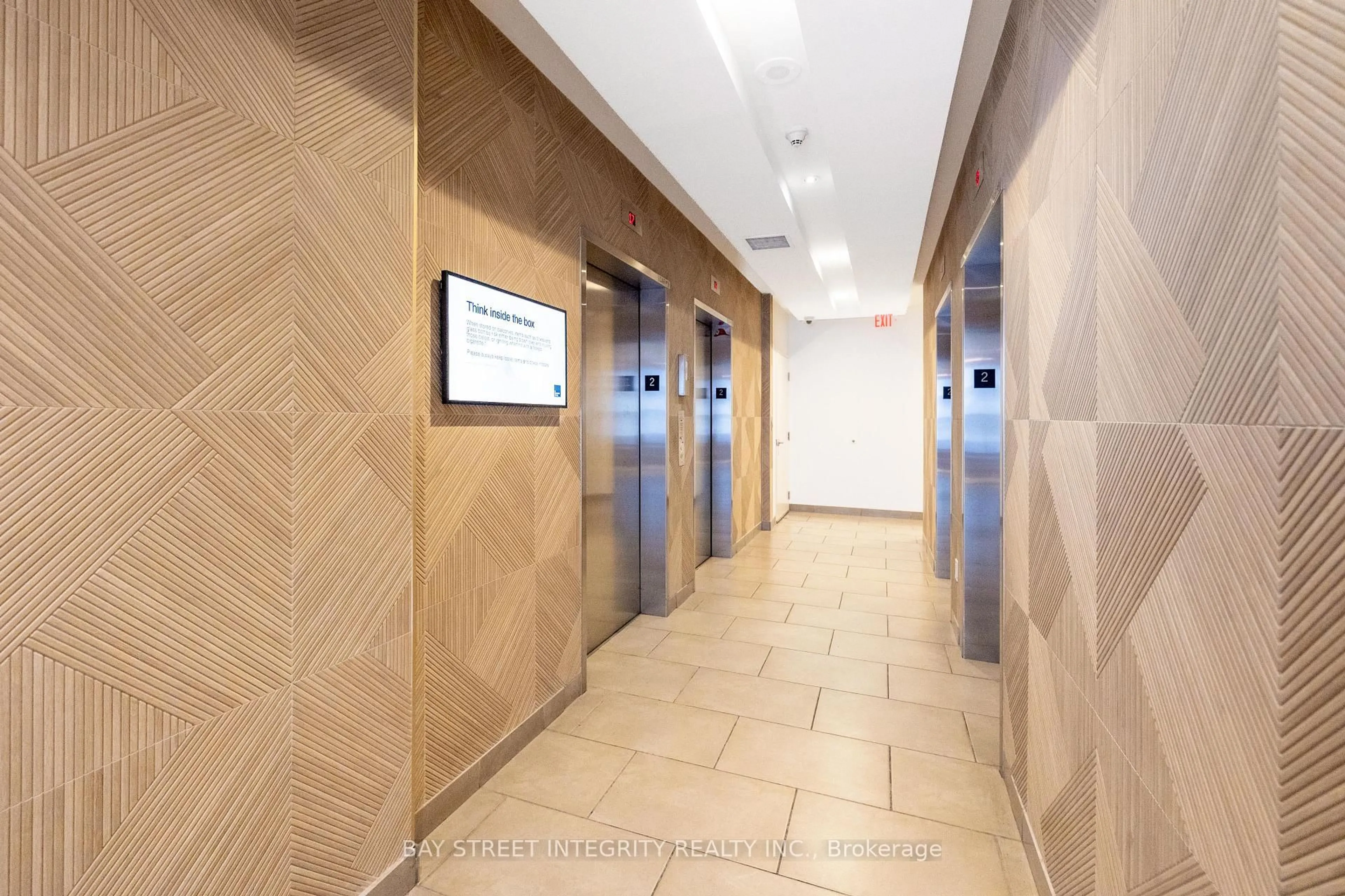Indoor foyer for 15 Fort York Blvd #3511, Toronto Ontario M5V 3Y4
