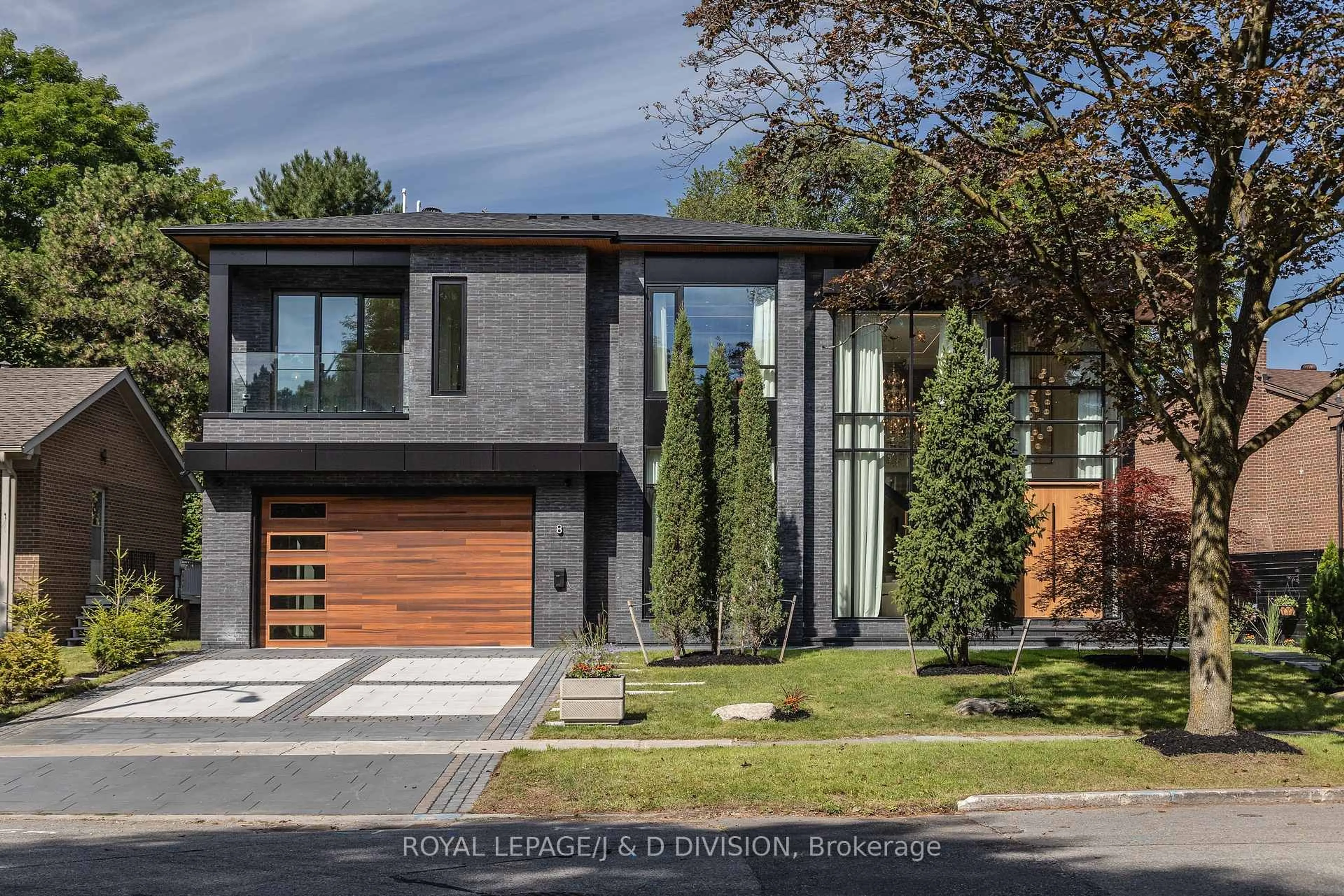 Home with brick exterior material, street for 8 Balding Crt, Toronto Ontario M2P 1Y7