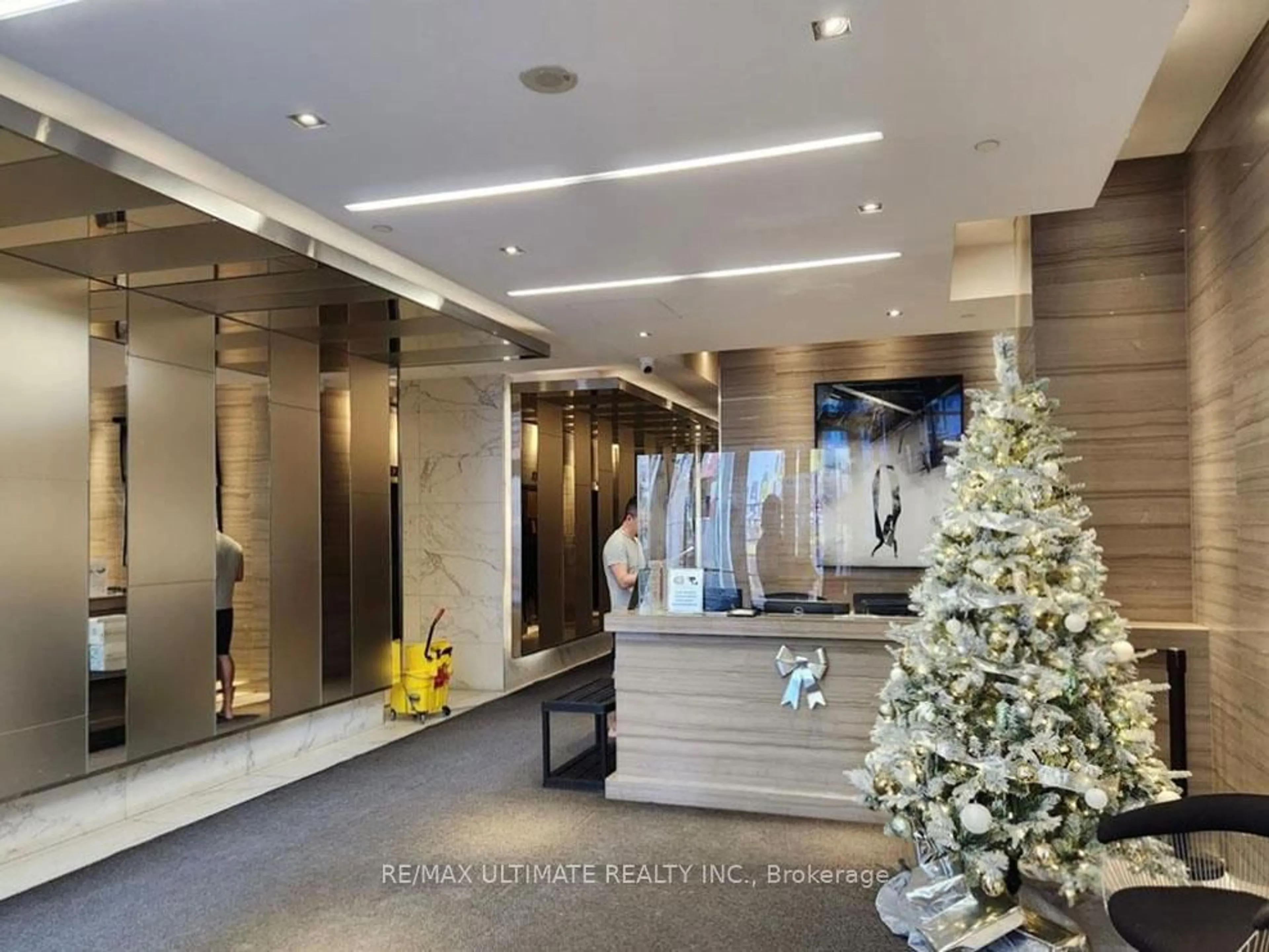 Lobby for 1 The Esplanade #3001, Toronto Ontario M5E 0A8