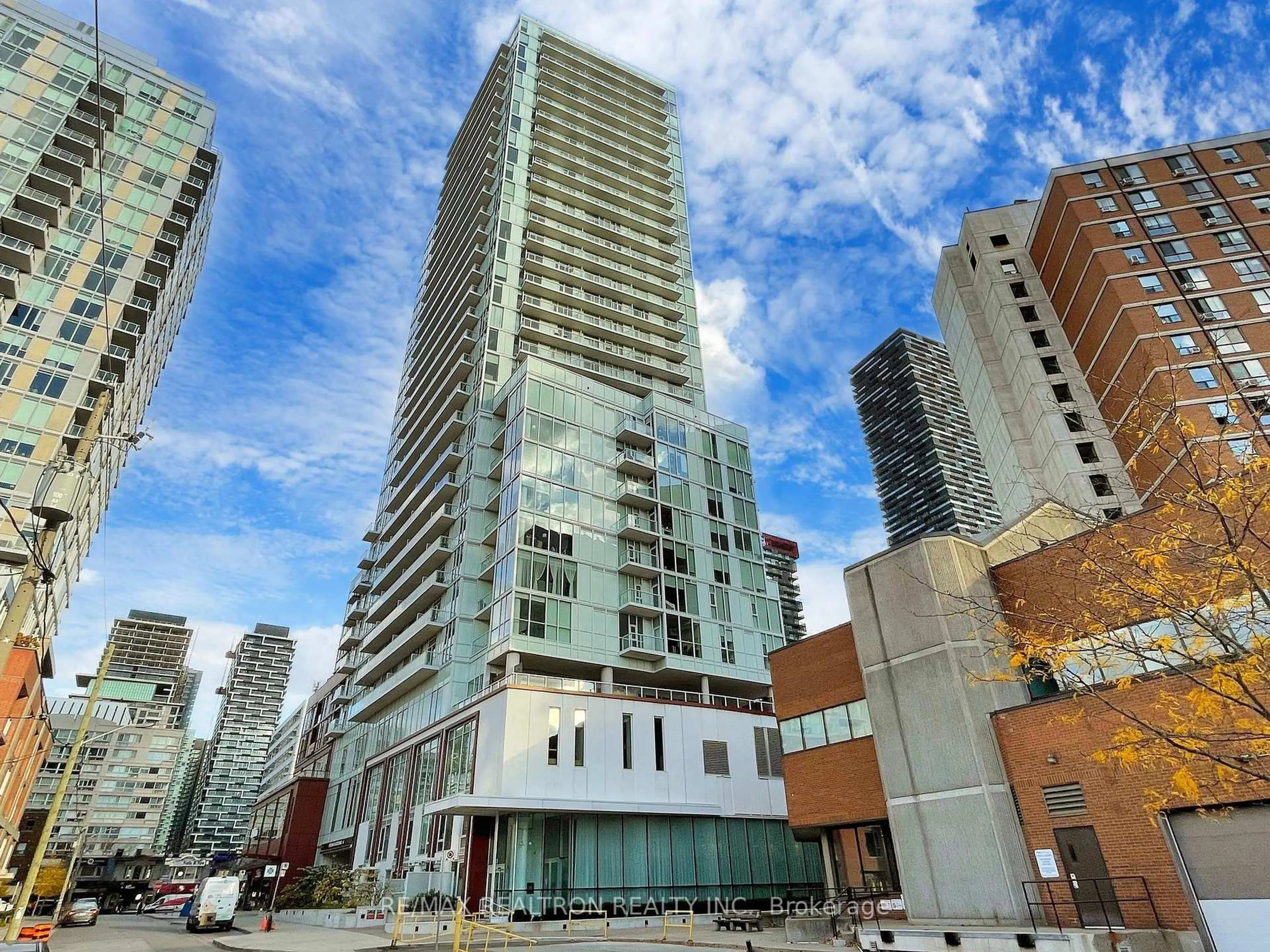 Unknown for 33 Helendale Ave #604, Toronto Ontario M4R 0A1